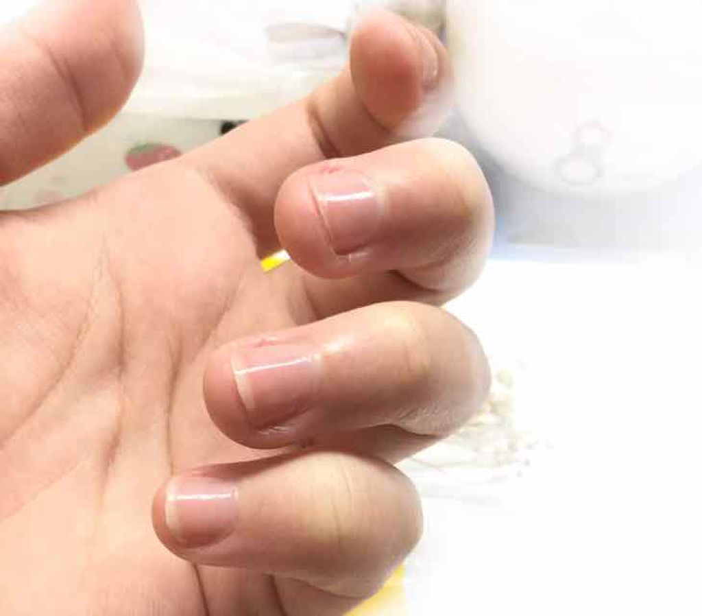 ネイルファンデーション/パラドゥ/マニキュアを使ったクチコミ(2枚目)