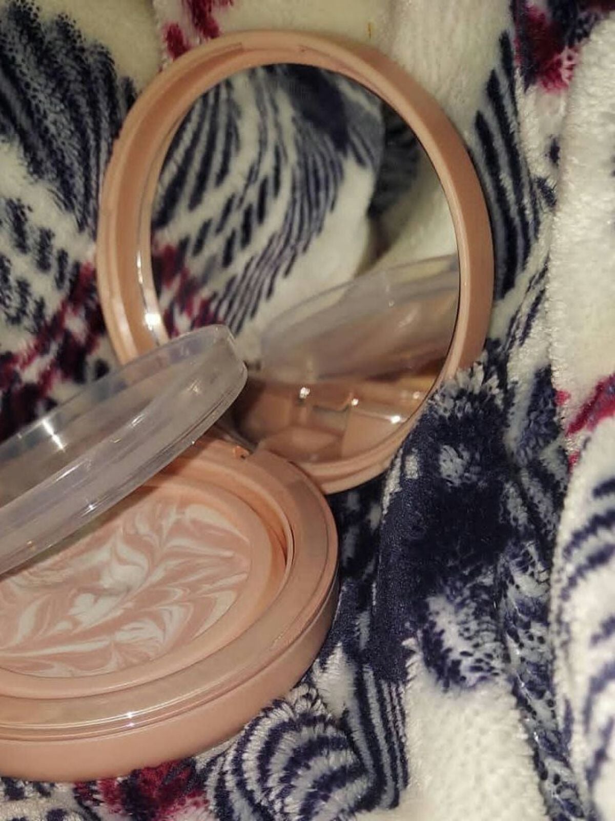 ジューシーパン スキンケアプライマー/A’pieu/化粧下地を使ったクチコミ(2枚目)