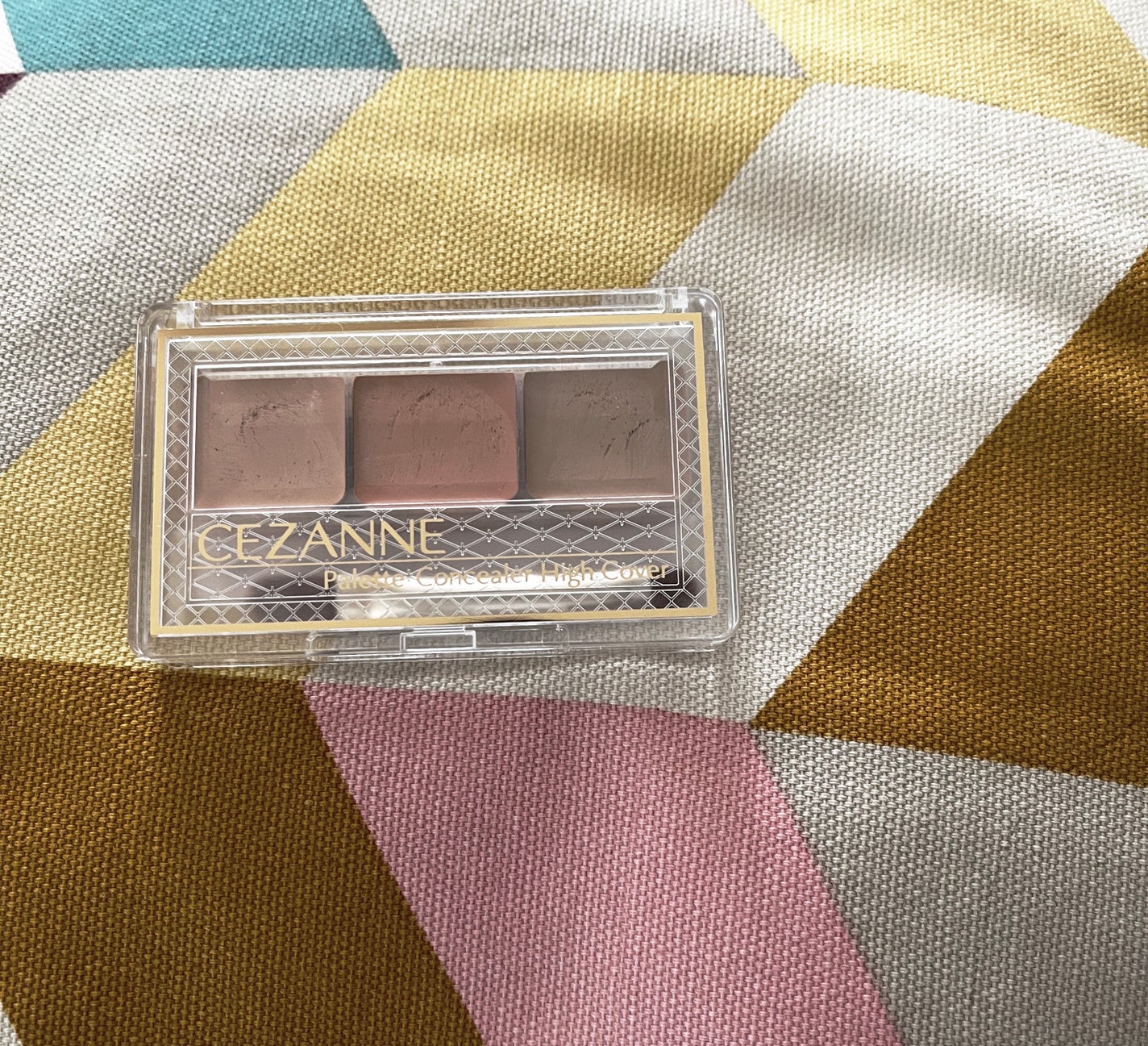 パレットコンシーラー ハイカバー/CEZANNE/パレットコンシーラーを使ったクチコミ(1枚目)