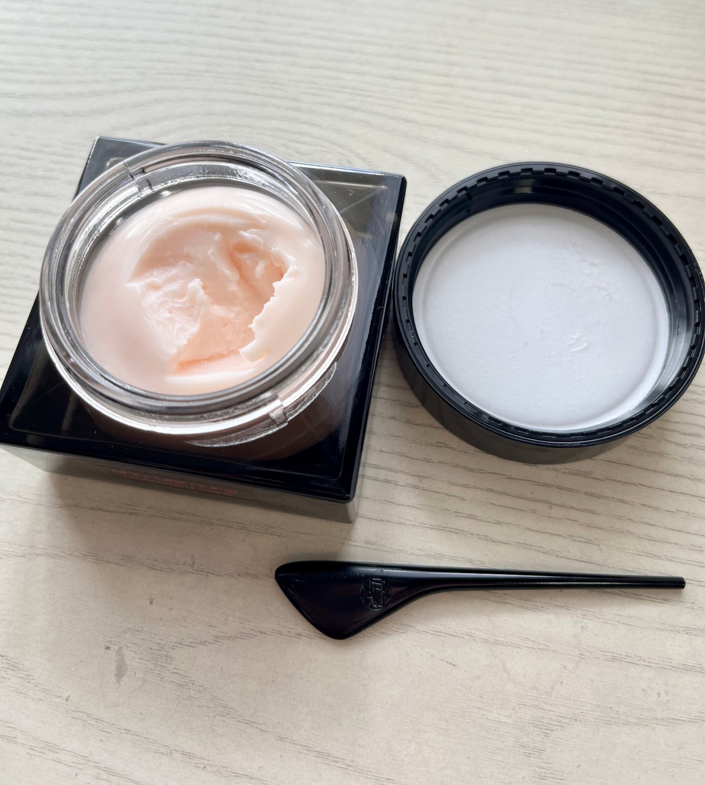 アンリミテッド ケア モチバーム ベース/shu uemura/化粧下地を使ったクチコミ(1枚目)