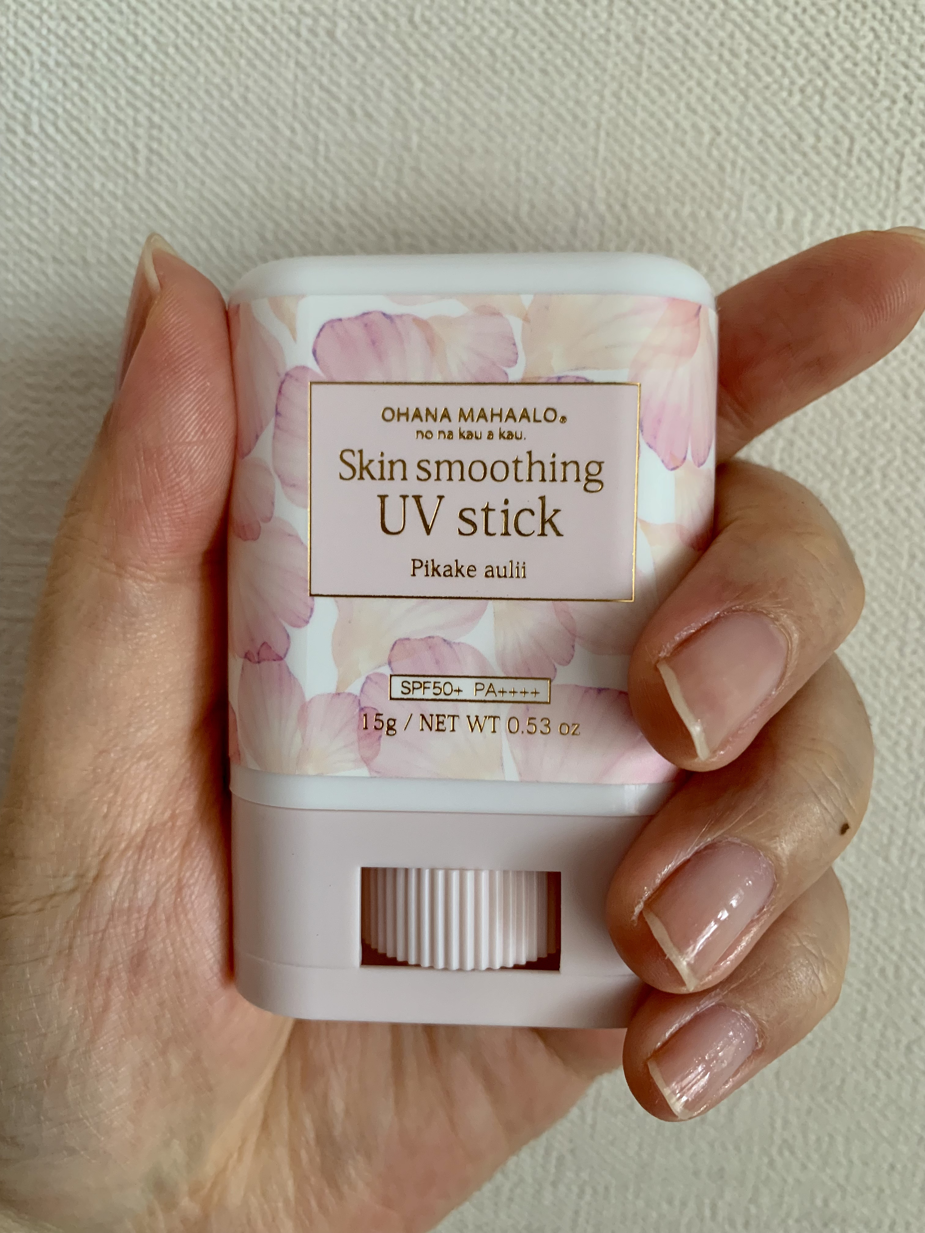 フレグランスUVスティック ピカケアウリィ〈日やけ止めスティック〉/OHANA MAHAALO/日焼け止めスティックを使ったクチコミ（2枚目）