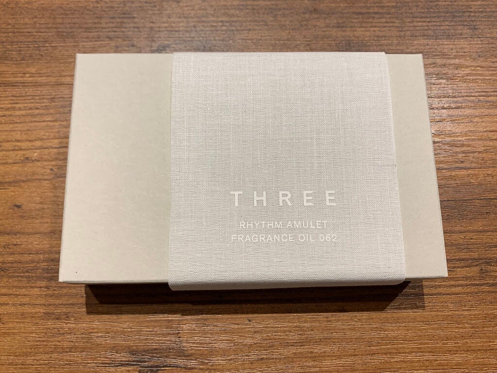 かえでLGBTQ(P) on LIPS 「こんにちは!今日は、threeでバースデーギフトとしていただい..」(4枚目)