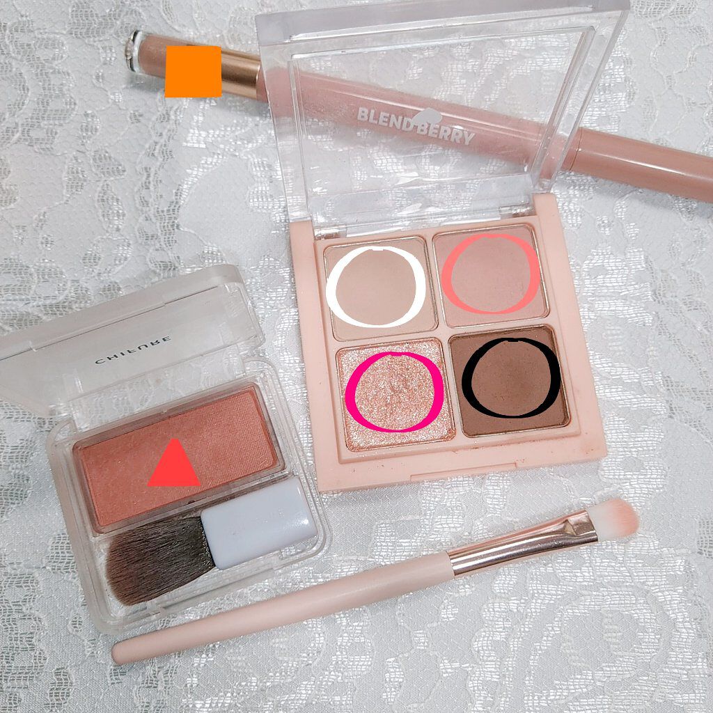 チーク カラー(ブラシ付)/ちふれ/パウダーチークを使ったクチコミ（3枚目）