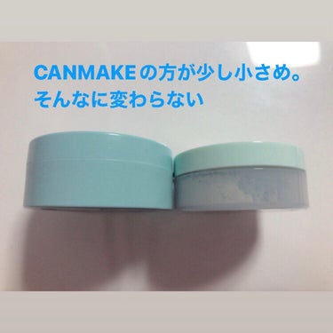 【パウダー、乗り換えました！】

innis free →CANMAKEへ

・CANMAKE / 
オイルブロックミネラルパウダーＣ０１
(フラッフィーミント)

▼CANMAKEの良い点▼

⭕️乾燥しすぎず、肌がサラサラになる

⭕️コンパクトで持ち運びに良い大きさ
(持ち運びやすさは、innis freeと同じ！)

⭕️UVカット効果がある spf16

⭕️お肌の保護成分配合！
(ツボクサ葉エキス など)

⭕️毛穴が目立ちづらくなる✨(少しだけ)


★innis free使用時は、少し乾燥が気になりましたが、canmakeはそんなに気にならなかったです🐩



※個人の意見です。

✼••┈┈••✼••┈┈••✼••┈┈••✼••┈┈••✼

#キャンメイク#オイルブロックミネラルパウダー #フェイスパウダー#パウダー#プチプラ#innisfree_パウダー #innisfree  #My推しコスメ の画像 その1