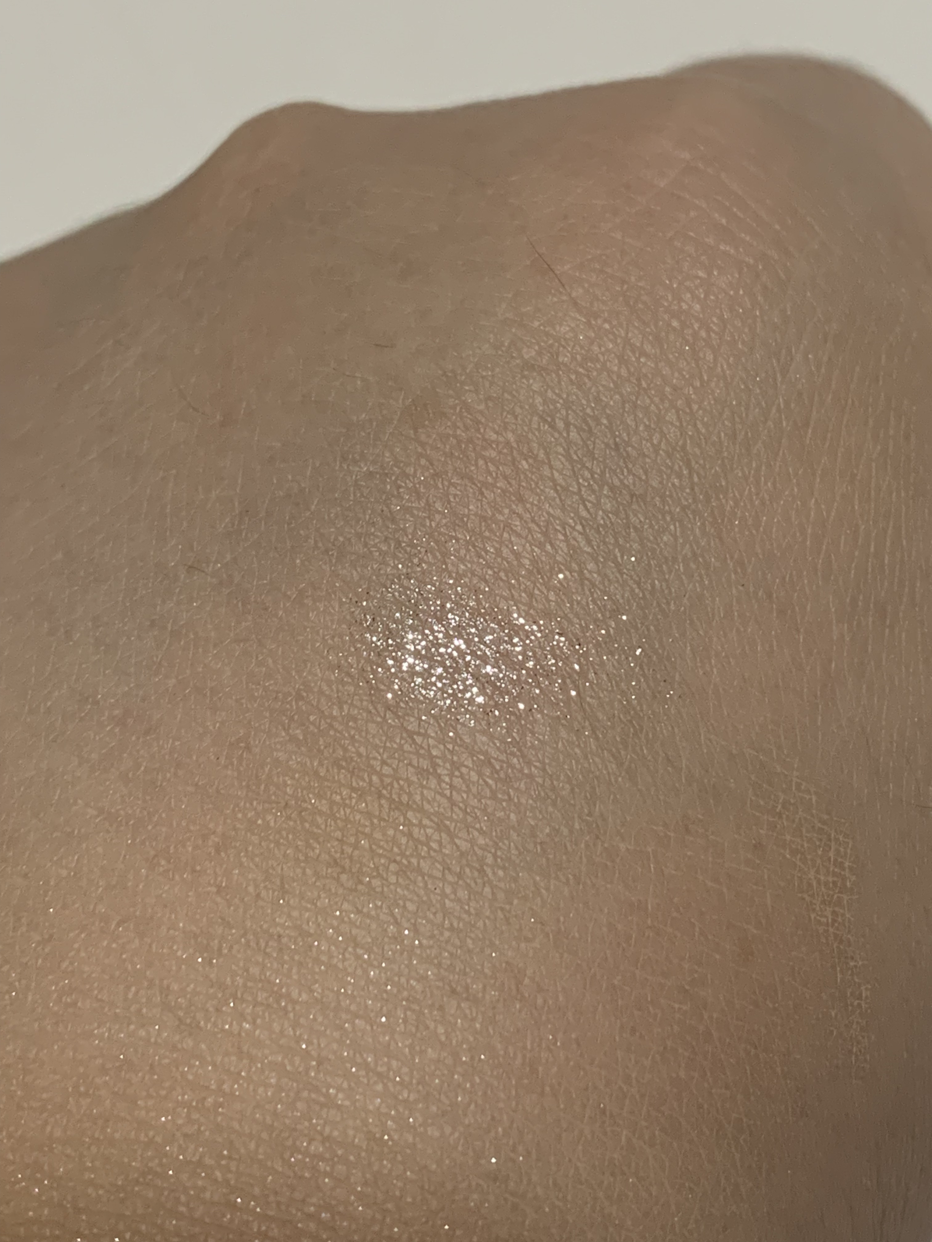 ニュアンスカラーシャドウ キラキラゴールド/BABYMEE/単色アイシャドウを使ったクチコミ（3枚目）