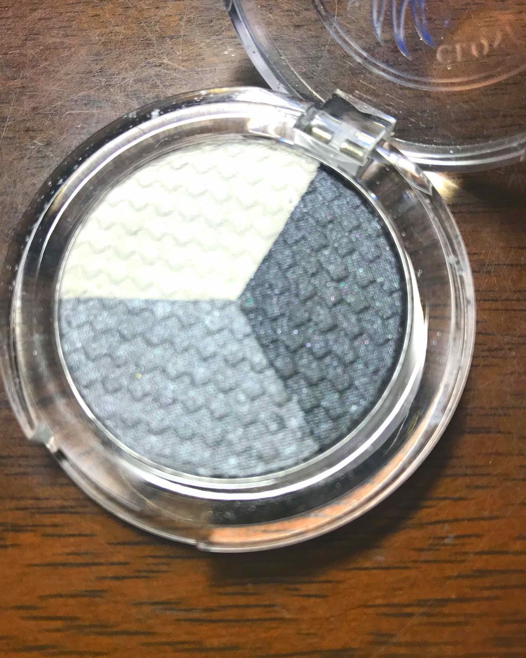 MC3色アイシャドウ2/3COINS/アイシャドウパレットを使ったクチコミ（2枚目）