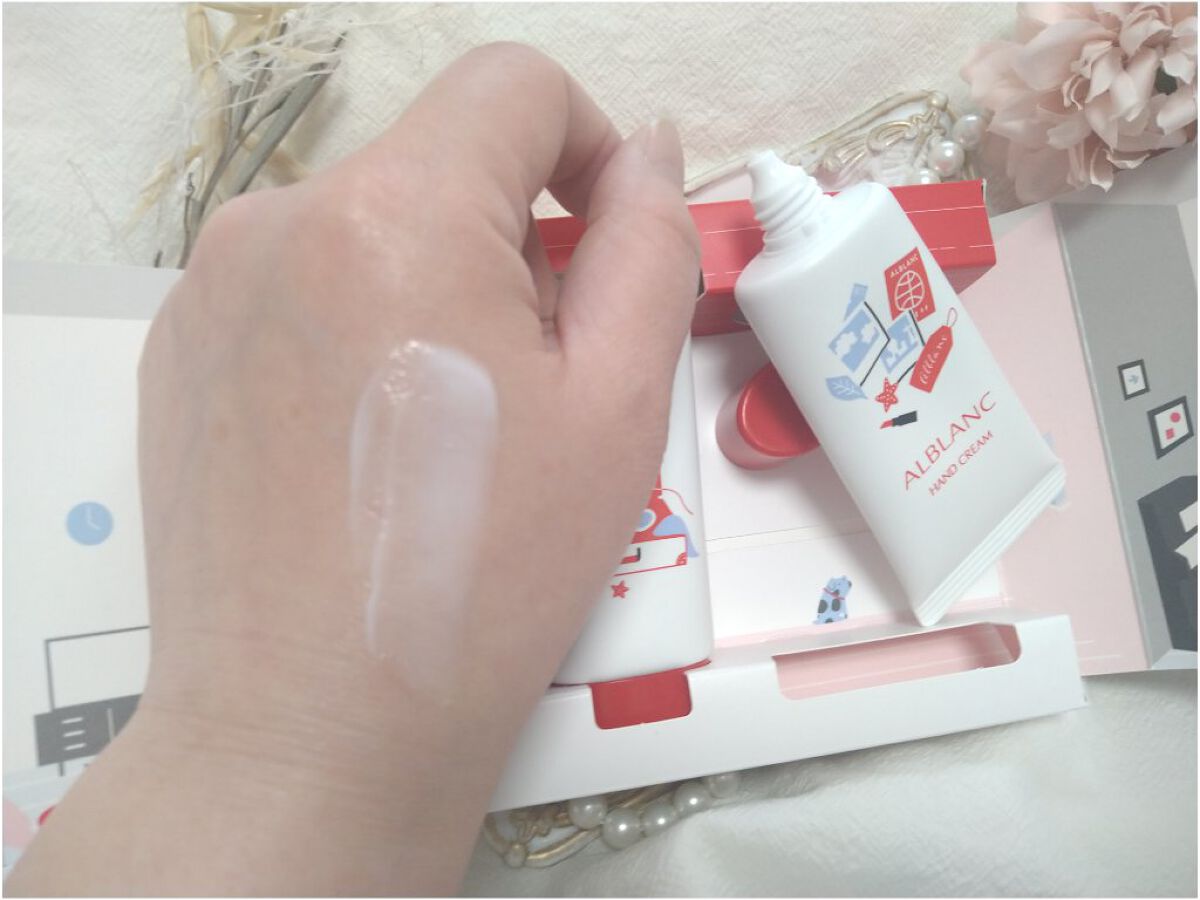 ALBLANC 美白ハンドクリーム 4本セット【未開封】 美容液感覚の贅沢なハンドケアで手肌にシミ予防*＆潤い 旅先での