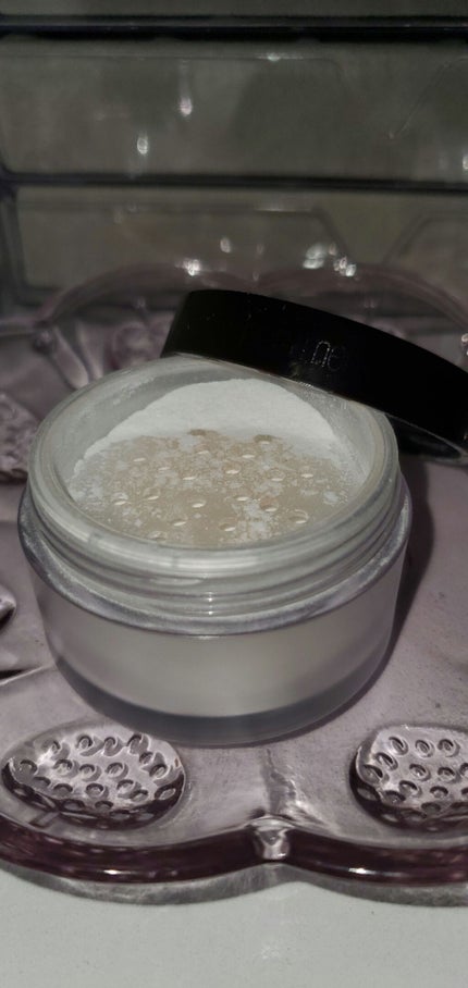 シークレット ブライトニング パウダー/ローラ メルシエ/ルースパウダーを使ったクチコミ(2枚目)