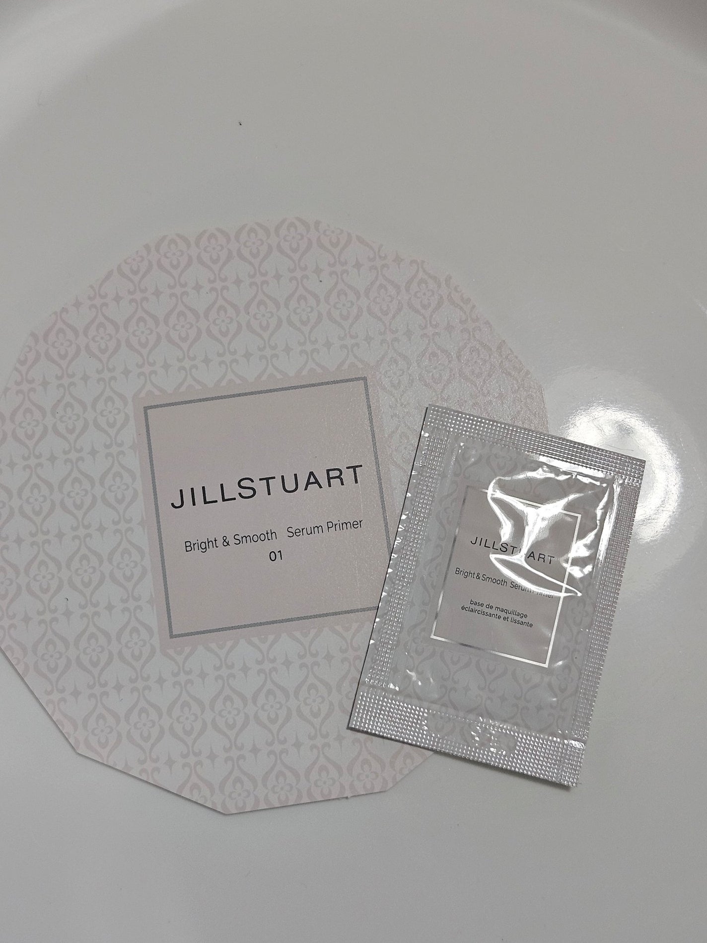 ジルスチュアート ブライト&スムース セラムプライマー/JILL STUART/化粧下地を使ったクチコミ(5枚目)