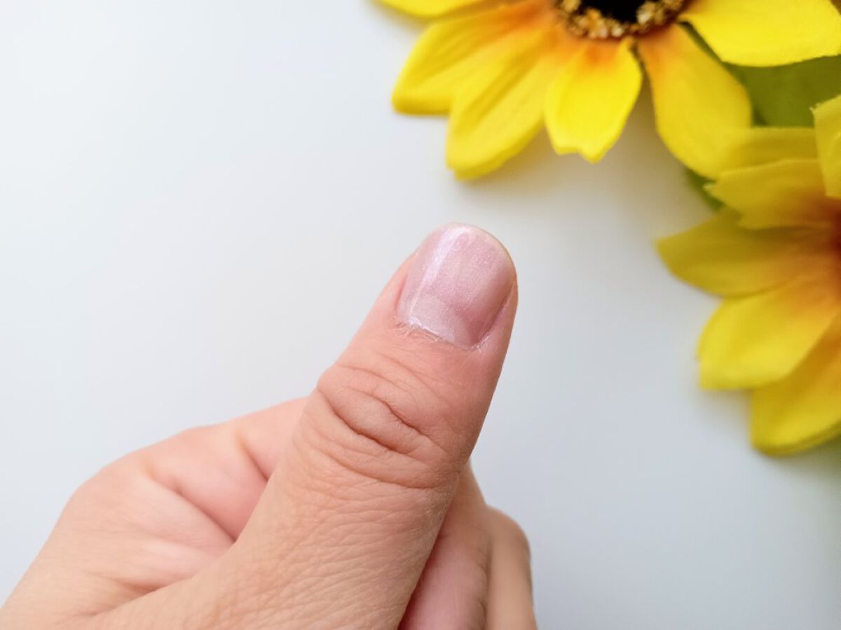 プレイフル プリズムモイストコート pmc-03　クールベージュ/PLAYFUL/オールインワンネイルを使ったクチコミ（3枚目）