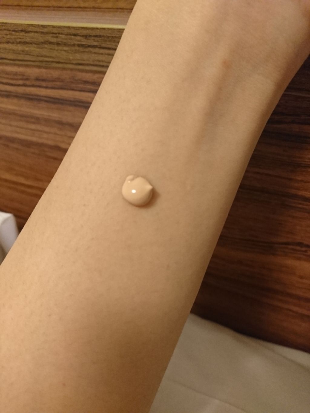 カラーステイ メイクアップ/REVLON/リキッドファンデーションを使ったクチコミ（2枚目）