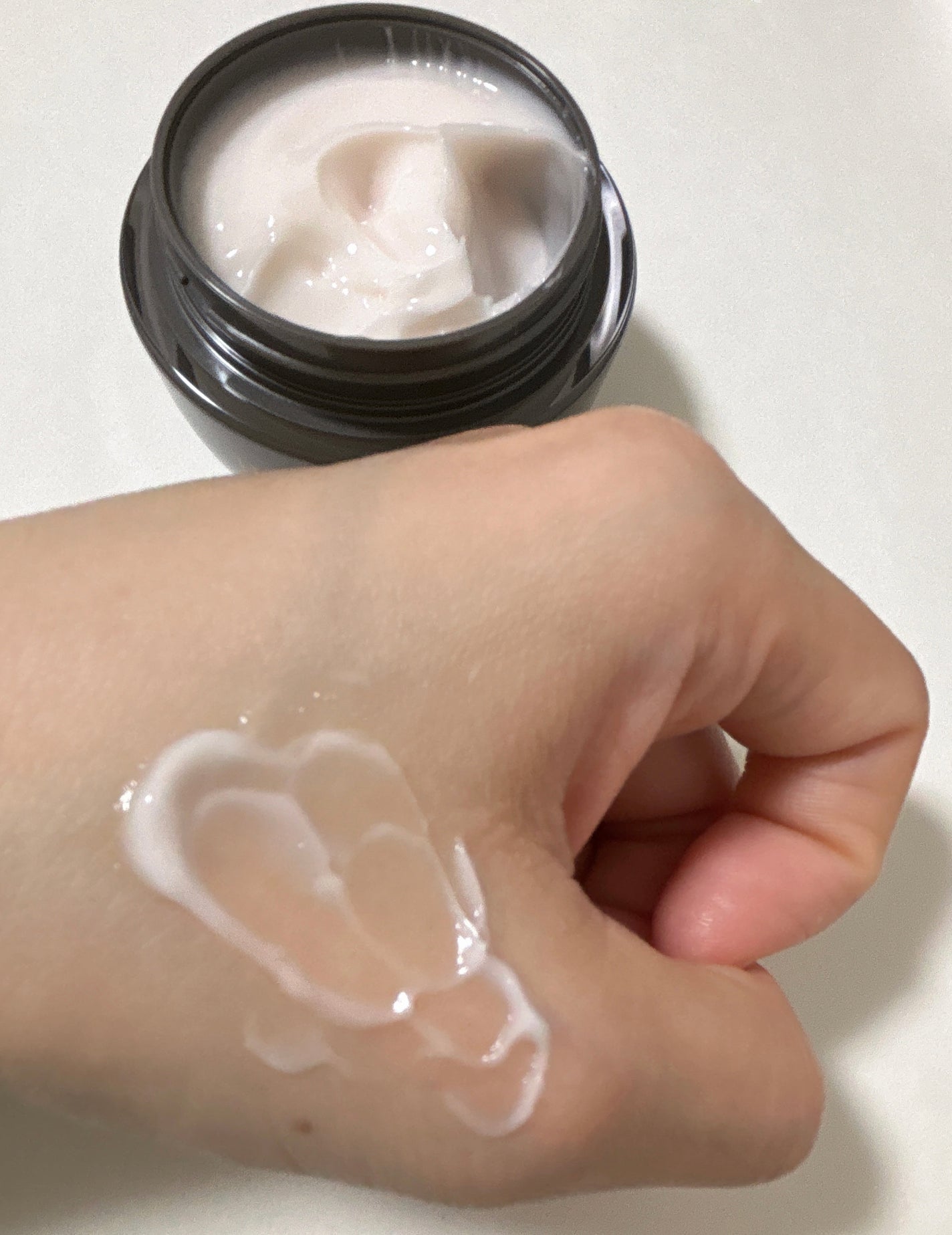 パーフェクトワン リフティングジェル/パーフェクトワン/オールインワン化粧品を使ったクチコミ(5枚目)