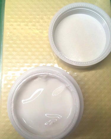 レッツスキン ホワイト ミルククリーム/SHINBEE JAPAN /フェイスクリームを使ったクチコミ（3枚目）