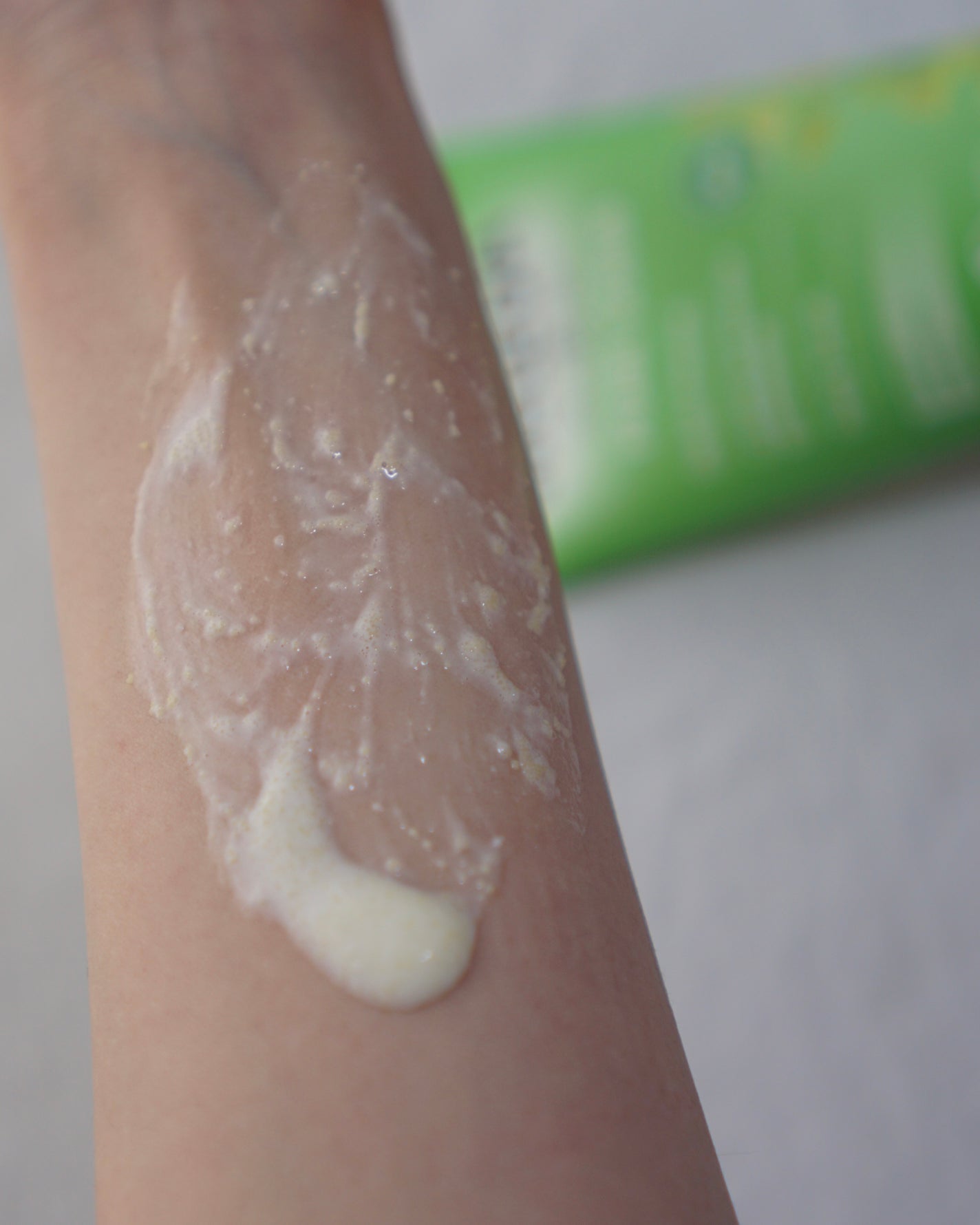 ホワイトバーチ ピーリングボディウォッシュ/WELEDA/ボディスクラブを使ったクチコミ(2枚目)