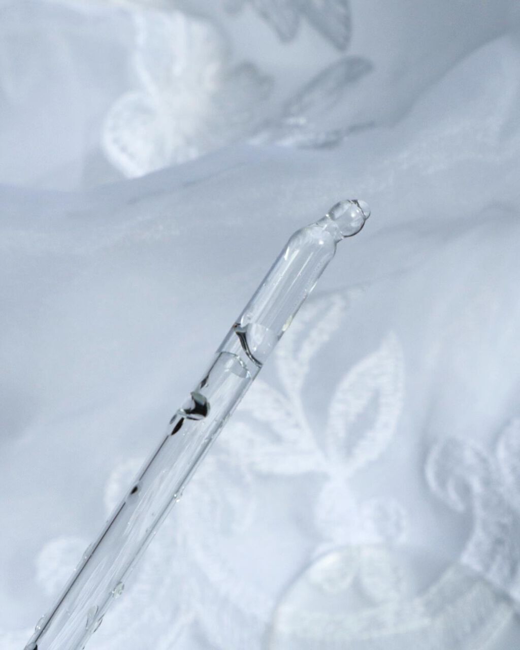 ガラクナイアシン2.0エッセンス/manyo/美容液を使ったクチコミ（3枚目）