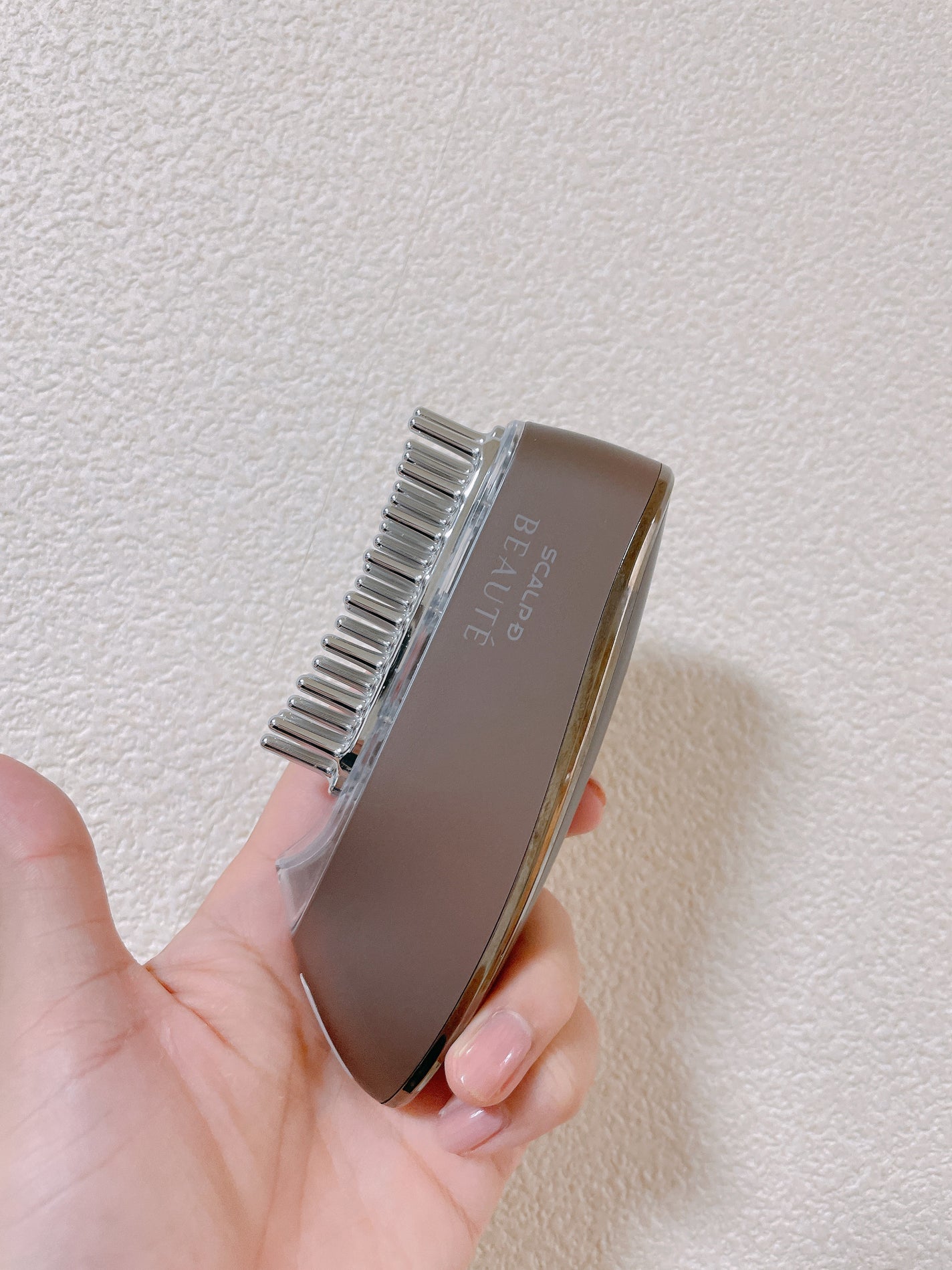 スカルプ電気ブラシ/アンファー(スカルプD)/美顔器・マッサージを使ったクチコミ(3枚目)