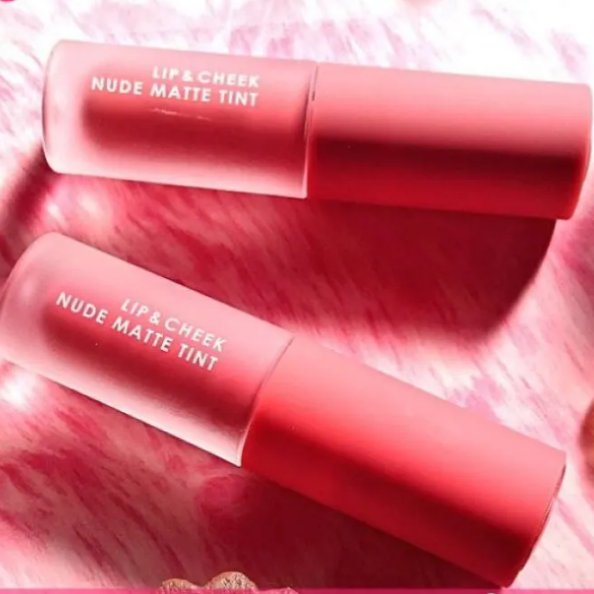 リップアンドチーク ヌードマットティント/CathyDoll/リップティントを使ったクチコミ（3枚目）