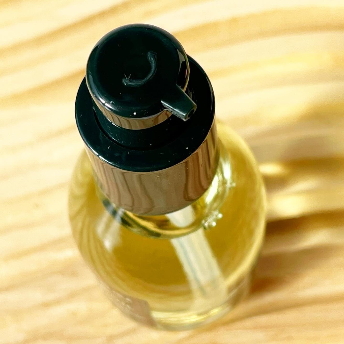 リチュアルヘアオイルラベンダー&パチョリ/AROMATICA/ヘアオイルを使ったクチコミ(3枚目)