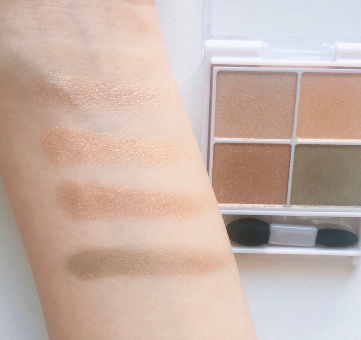 シルキースフレアイズ/キャンメイク/アイシャドウパレットを使ったクチコミ(2枚目)