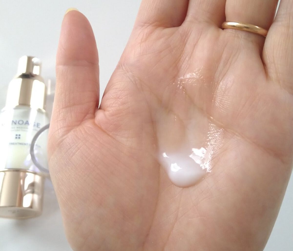 シャイニングトリートメントセラム/MUNOAGE(ミューノアージュ)/美容液を使ったクチコミ（2枚目）