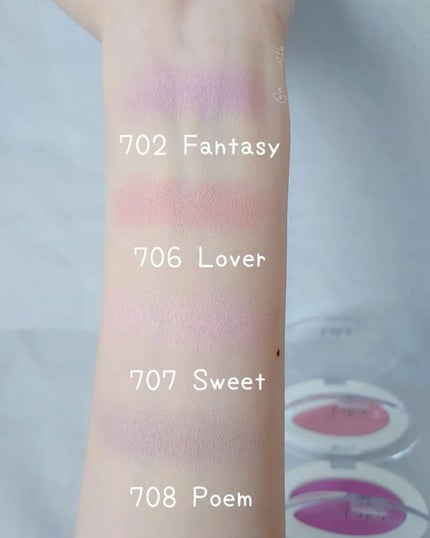 ラブシルクブラッシュ/Laka/パウダーチークを使ったクチコミ(4枚目)