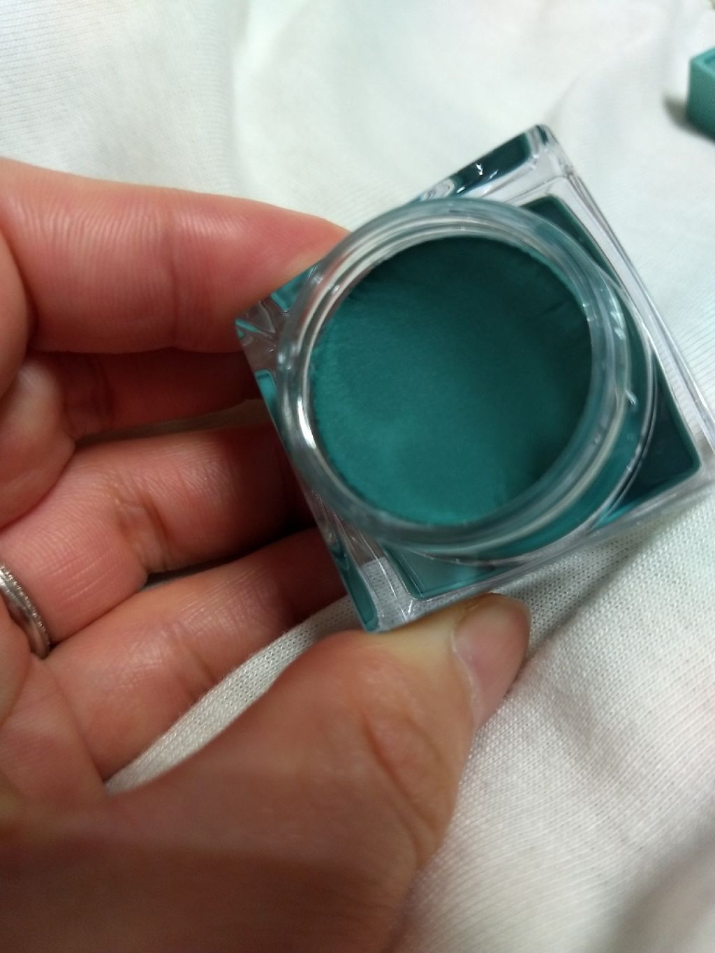 プレイフルカラー アイ＆フェイス/コフレドール/単色アイシャドウを使ったクチコミ（3枚目）