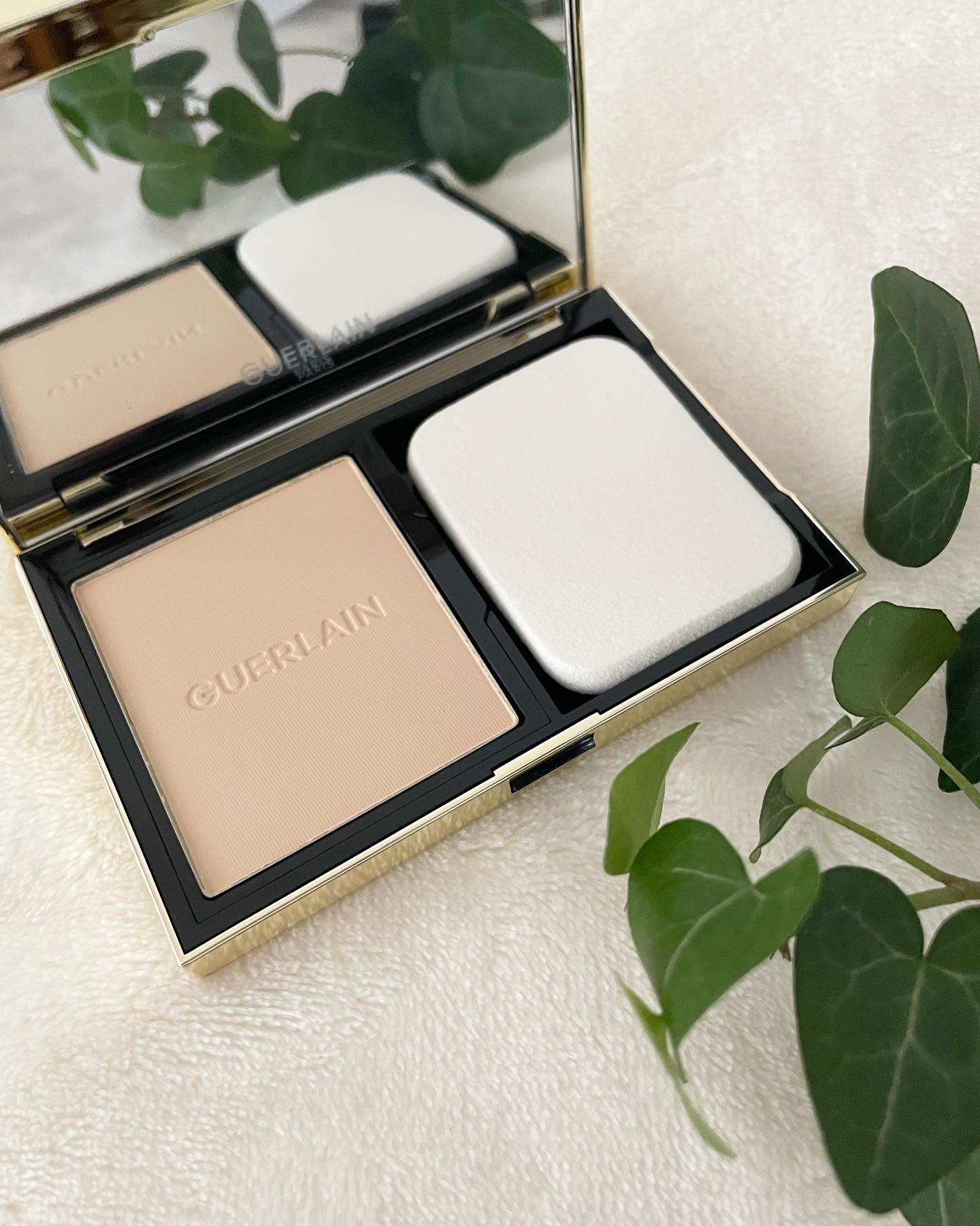 GUERLAIN パリュール ゴールド スキン コントロール コンパクトのクチコミ「☆
GUERLAIN
ゲラン
パリュールゴールドスキン
コントロール　コンパクト
（ファンデー.....」（3枚目）