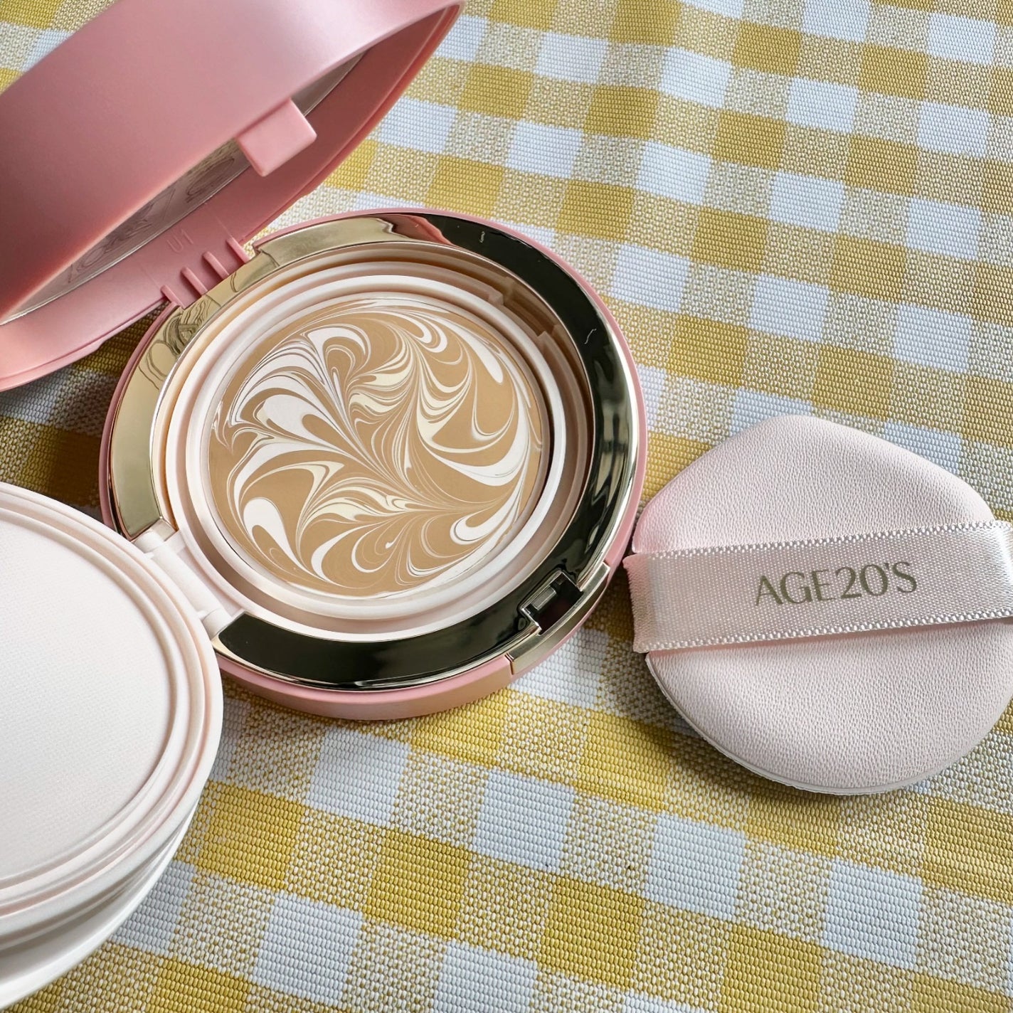 ヴェールヌーディ エッセンスパクトグロウ/AGE20’s/クリーム・エマルジョンファンデーションを使ったクチコミ(3枚目)