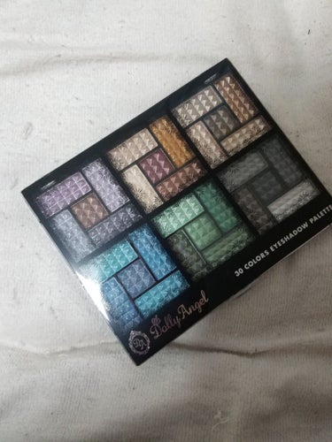 30COLORSEYESHADOWPALETTE/Dolly Angel/アイシャドウパレットを使ったクチコミ（1枚目）