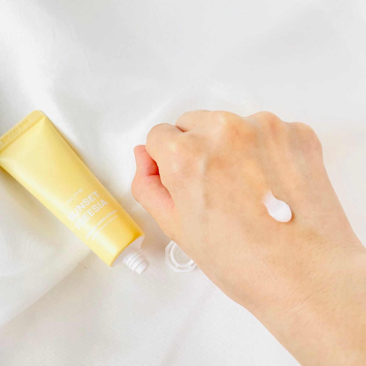 パフュームハンドクリーム/JUL7ME/ハンドクリームを使ったクチコミ(3枚目)