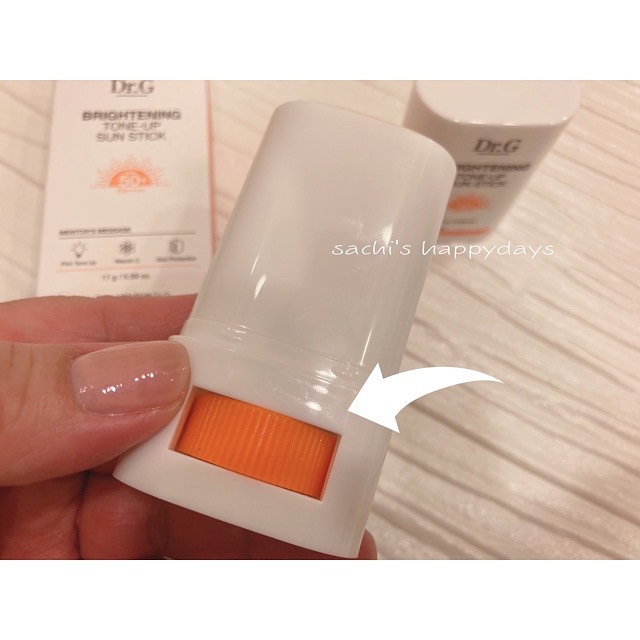 ブライトニングアップサンスティック SPF50+ PA++++/Dr.G/日焼け止めスティックを使ったクチコミ（2枚目）