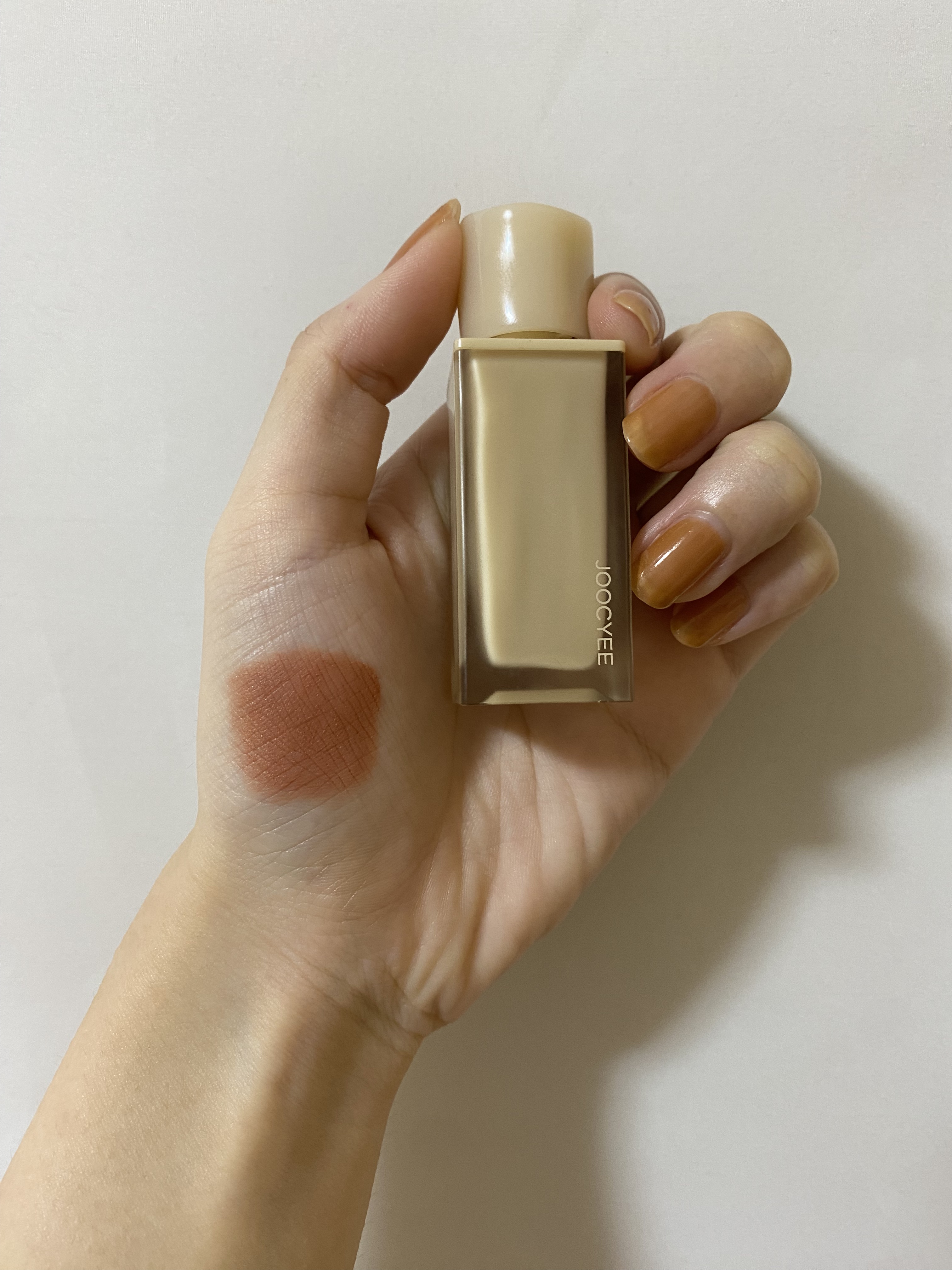 NEW NUDE ムーディームースリップ 951L 初杏/Joocyee/口紅を使ったクチコミ（1枚目）