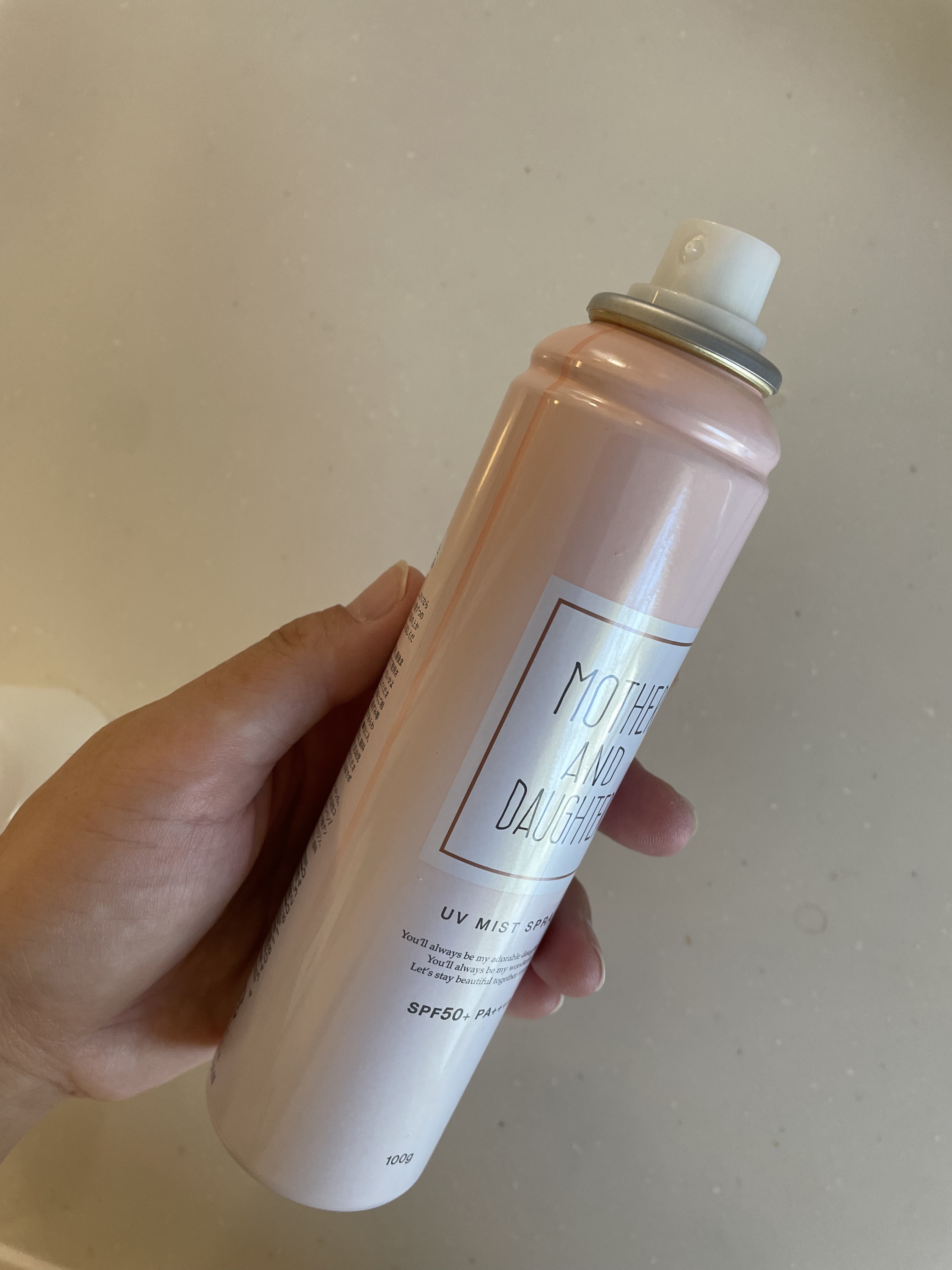 Mother&Daughter UVミストスプレー SPF50+ PA++++のクチコミ「ツーウェイワールド株式会社さんよりご提供🌻
マザーアンドドーター・UVミストスプレー
⋱⚘⋰ .....」（2枚目）