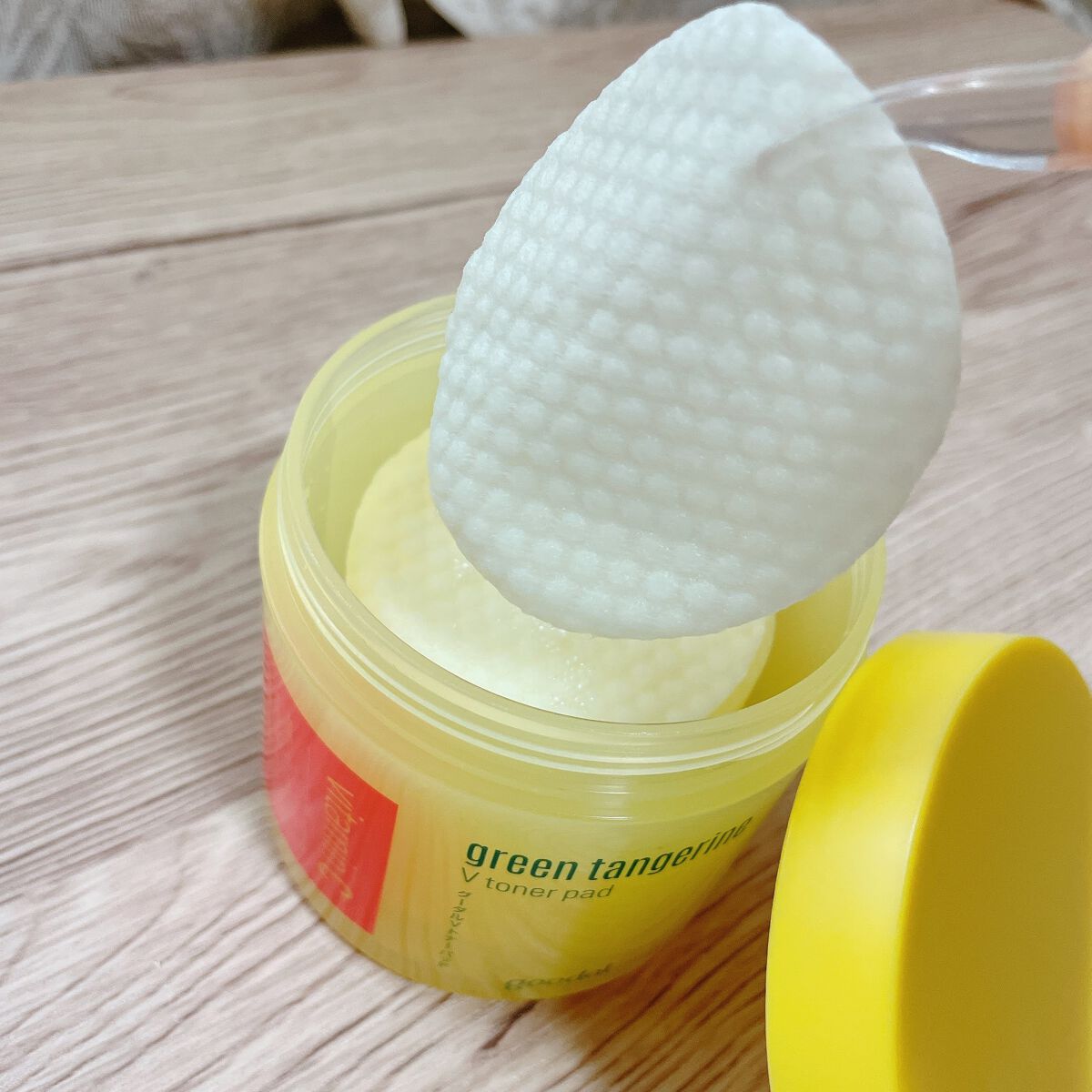 グリーンタンジェリン ビタCダークスポットケアパッド/goodal/トナーパッドを使ったクチコミ（2枚目）
