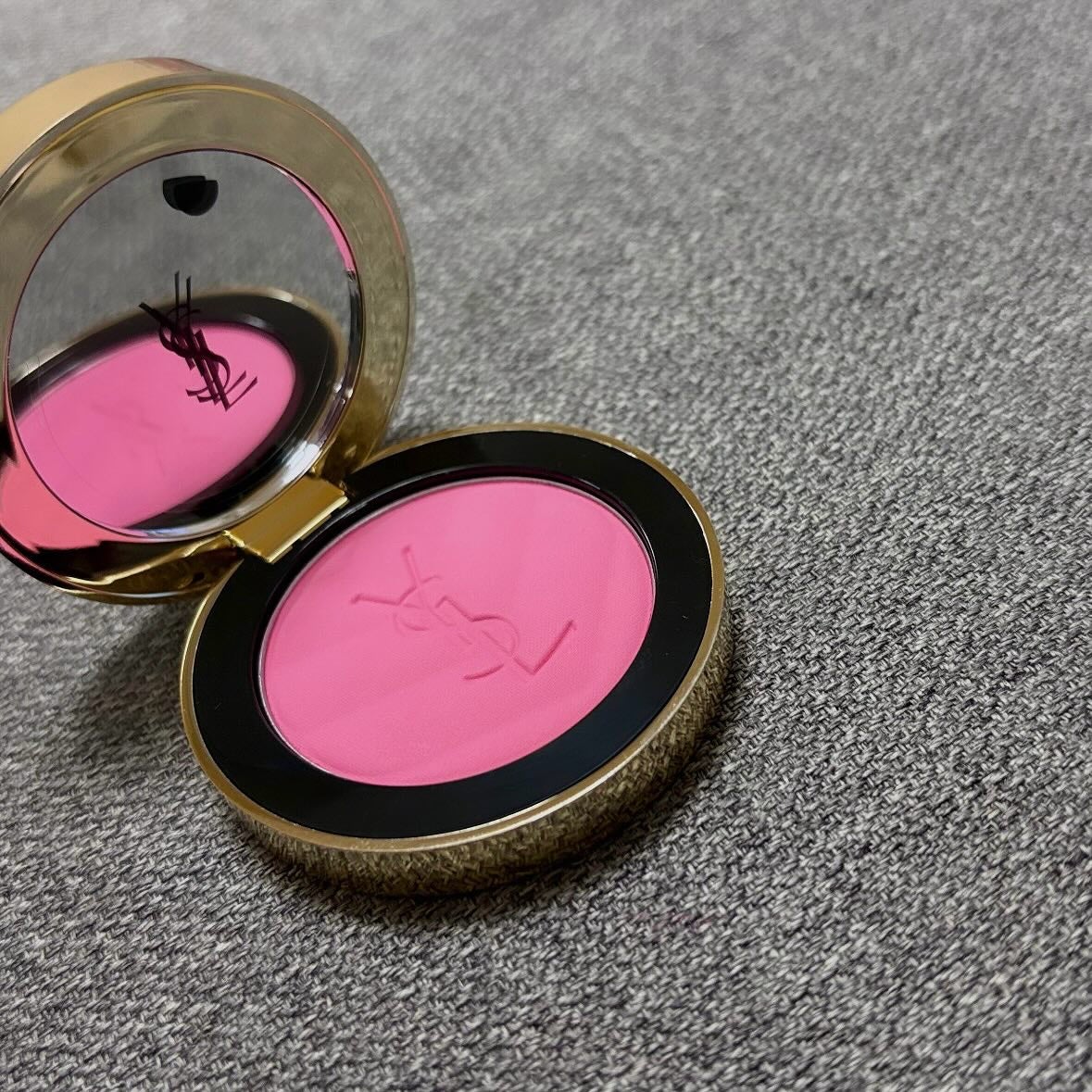 YSL メイクミーブラッシュ パウダー/YVES SAINT LAURENT BEAUTE/パウダーチークを使ったクチコミ(4枚目)