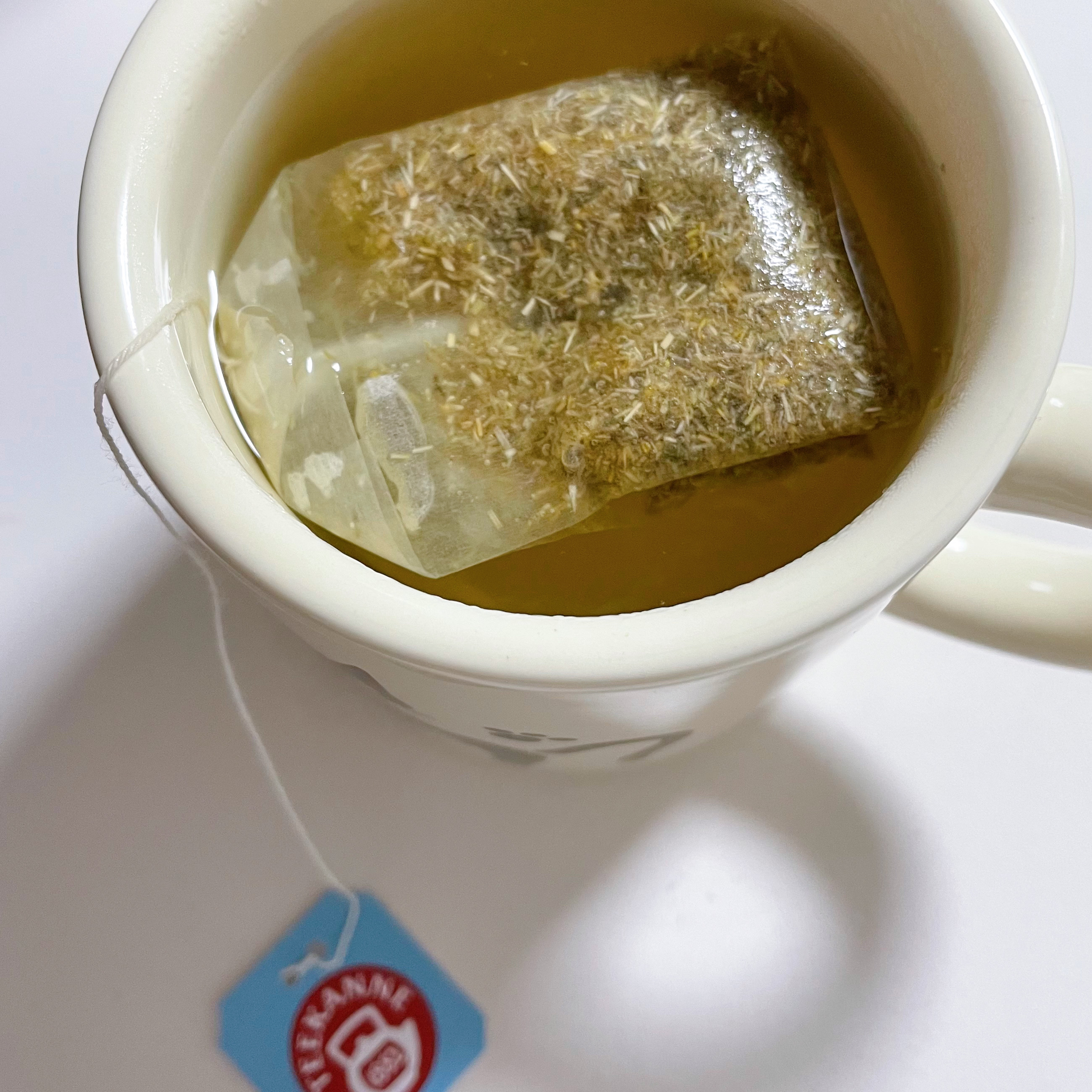 カモミールフラワーハーブティー/ポンパドール/ドリンクを使ったクチコミ（2枚目）