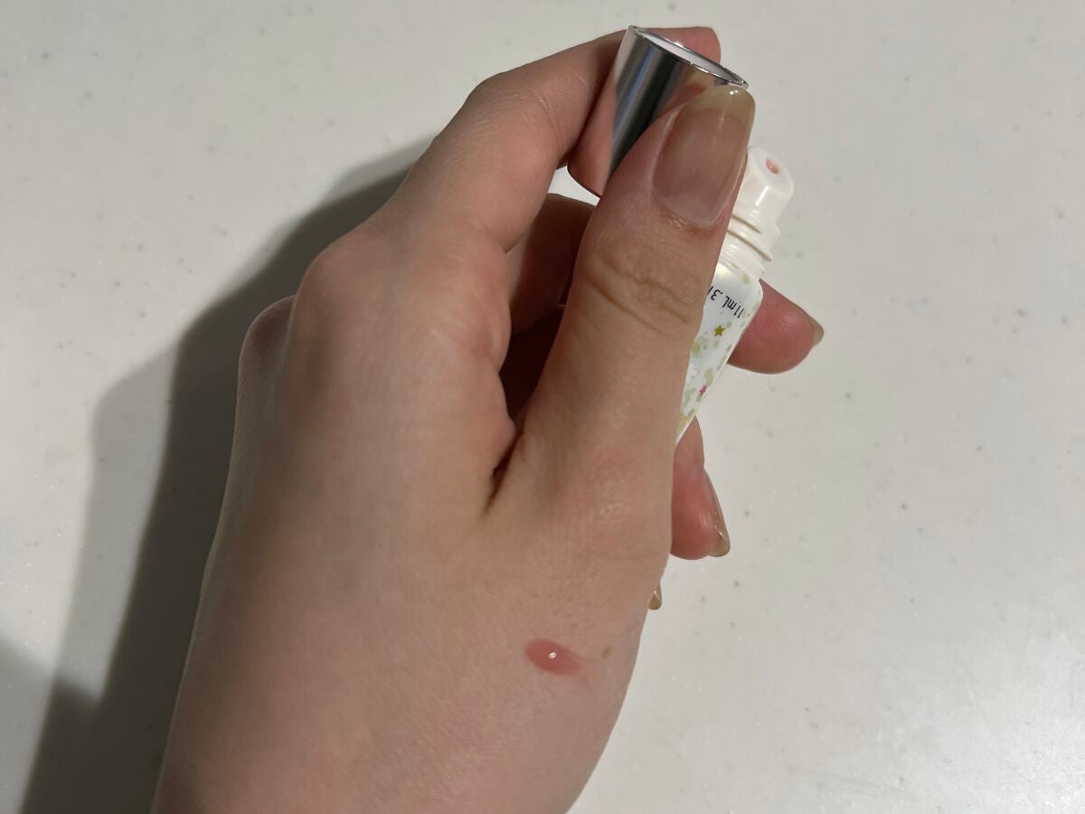 リップセラム スパークリング ホワイトフローラル/JILL STUART/リップ美容液を使ったクチコミ(2枚目)