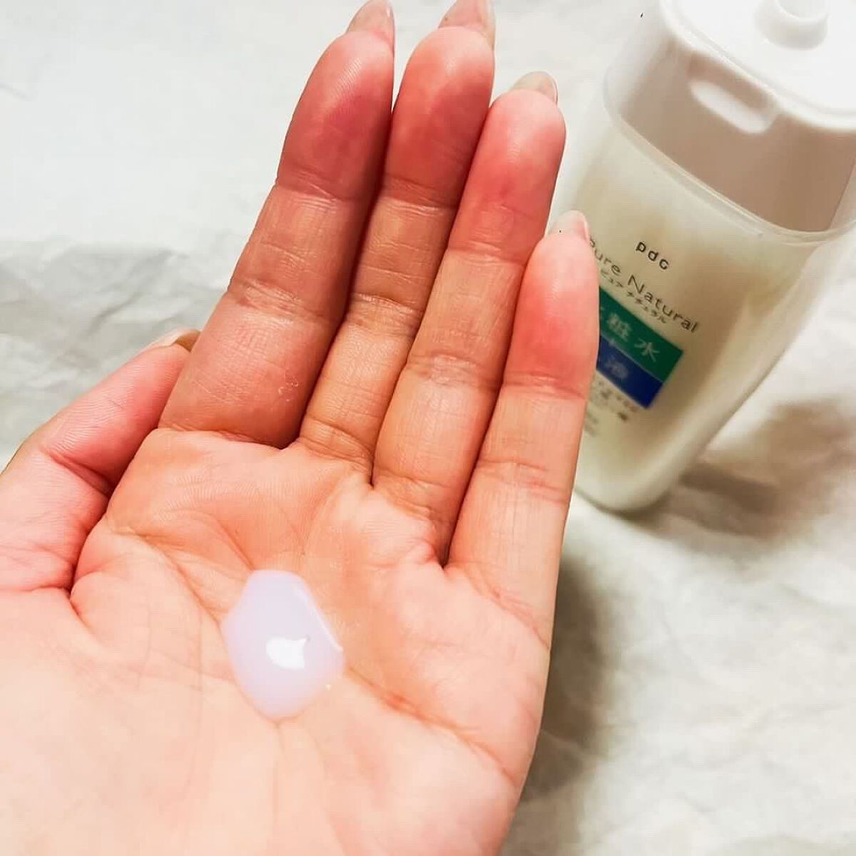 ピュア ナチュラル エッセンスローション ＵＶ/pdc/オールインワン化粧品を使ったクチコミ（3枚目）