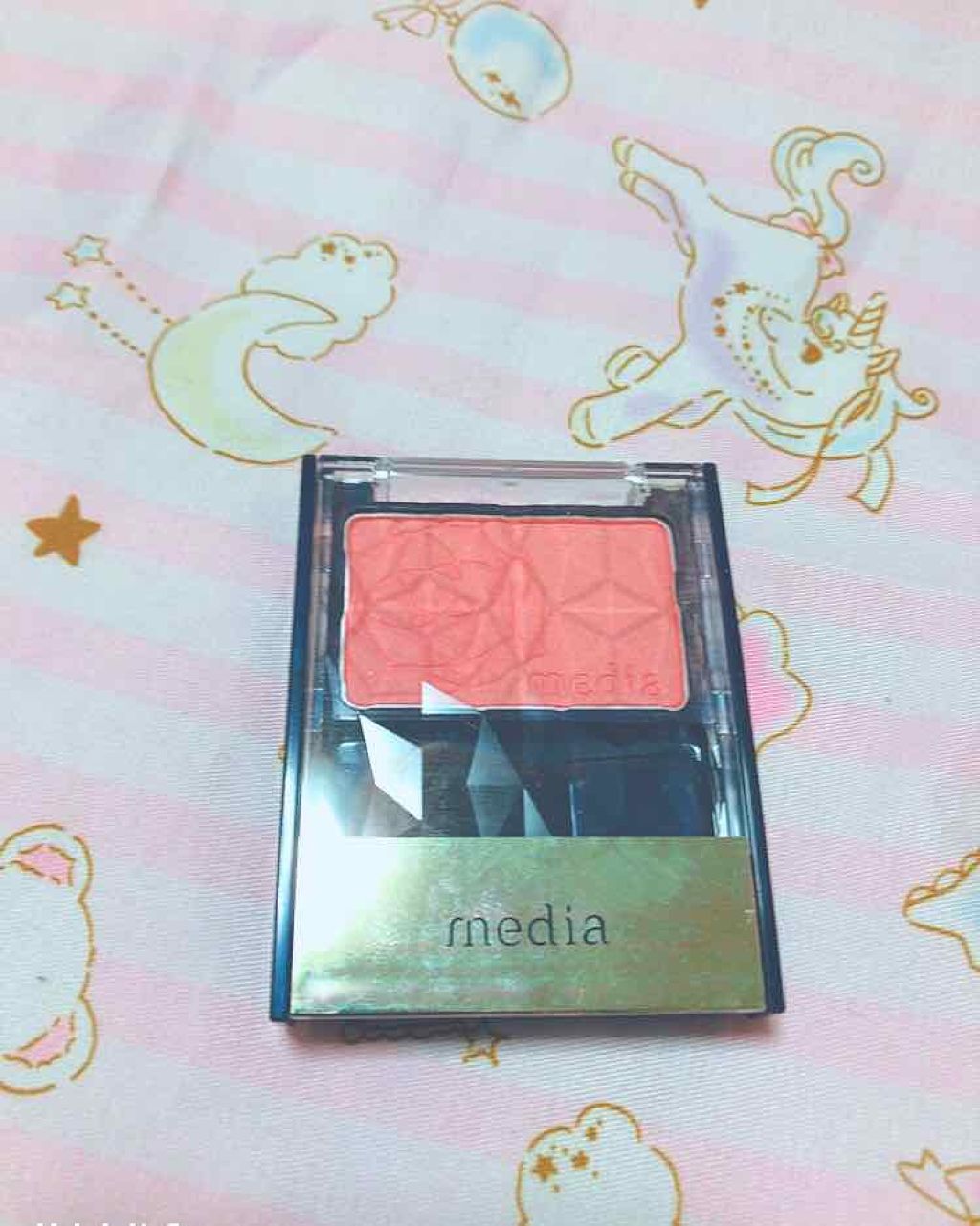 ブライトアップチークN/media/パウダーチークを使ったクチコミ(1枚目)