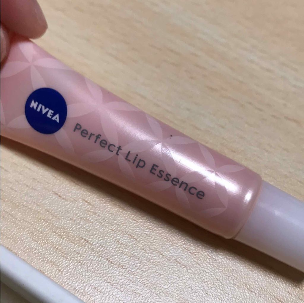 ナチュラルカラーリップ パーフェクトエッセンス/ニベア/リップケアを使ったクチコミ（1枚目）