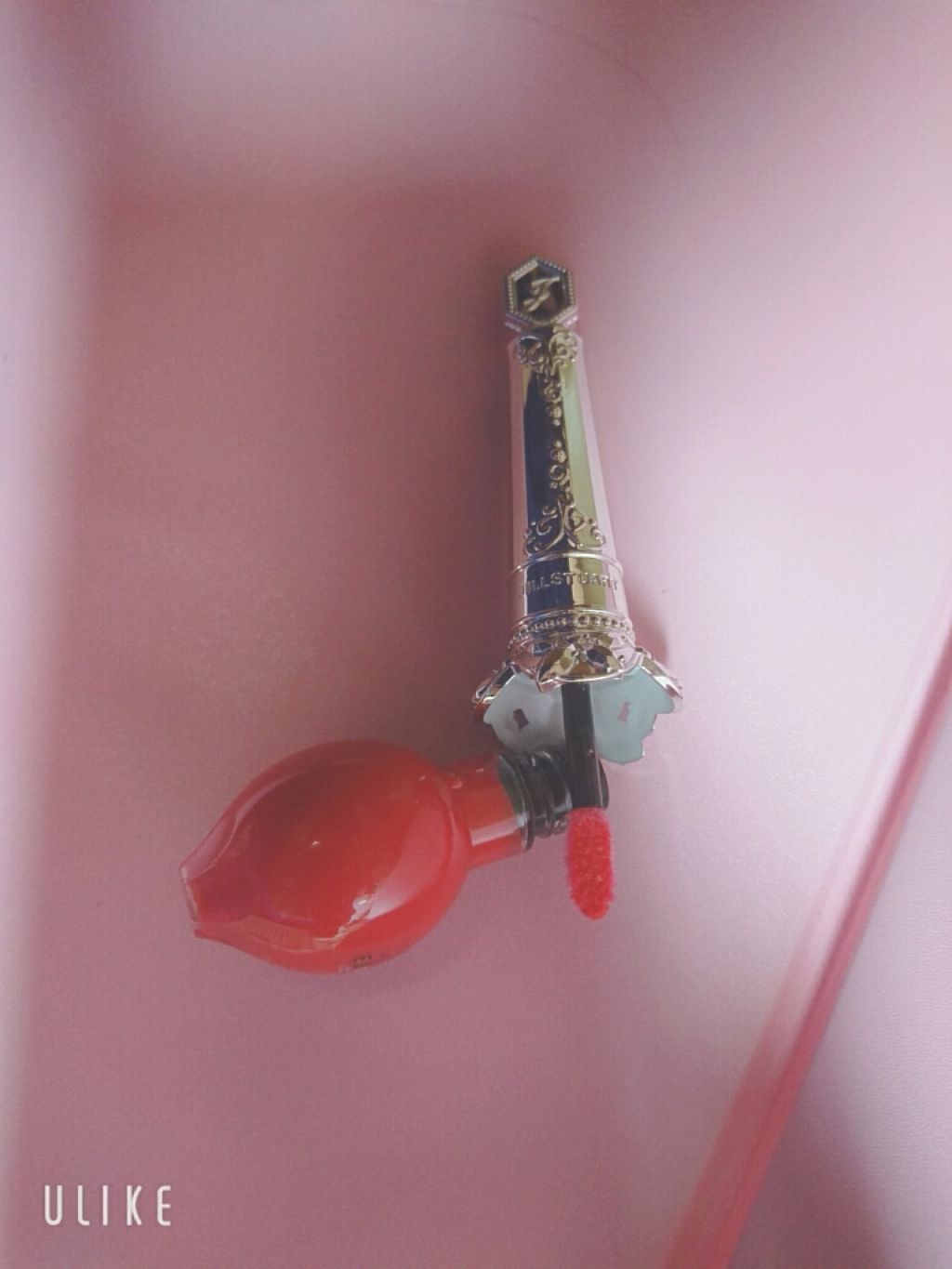 フォーエヴァージューシー オイルルージュ/JILL STUART/口紅を使ったクチコミ（3枚目）