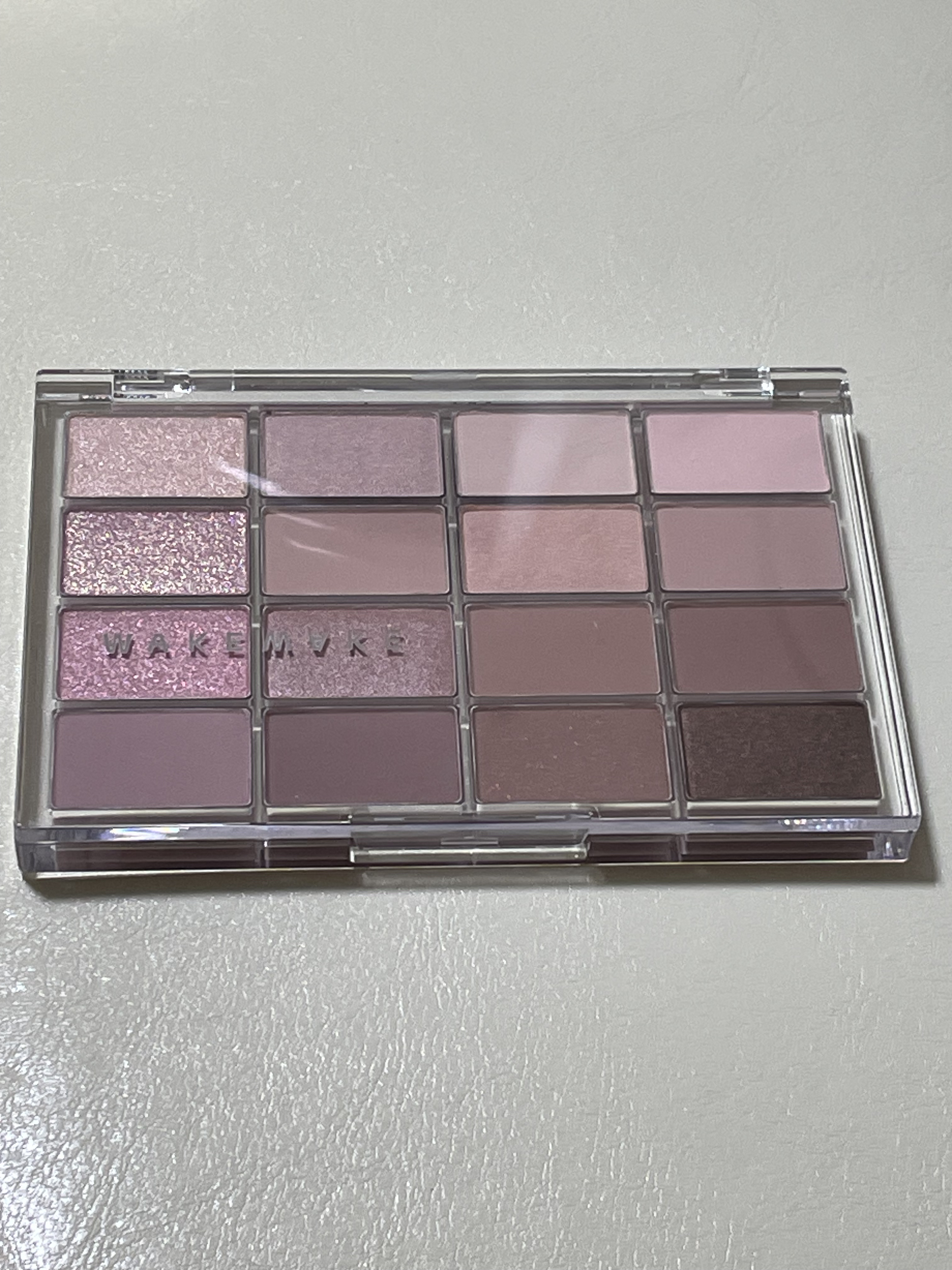 ソフトブラーリングアイパレット/wakemake/アイシャドウパレットを使ったクチコミ（1枚目）