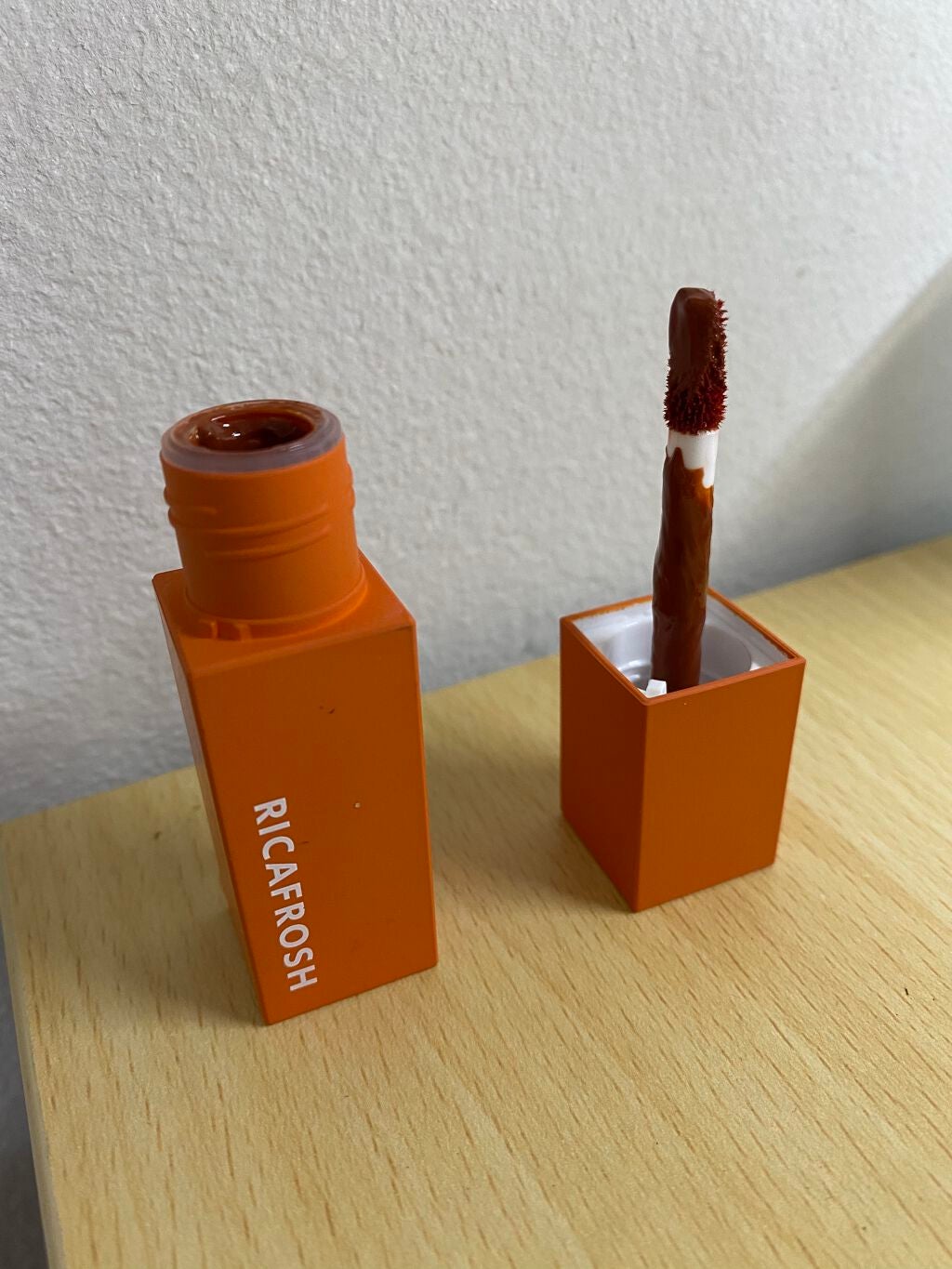 ジューシーリブティント/RICAFROSH/リップティントを使ったクチコミ(2枚目)