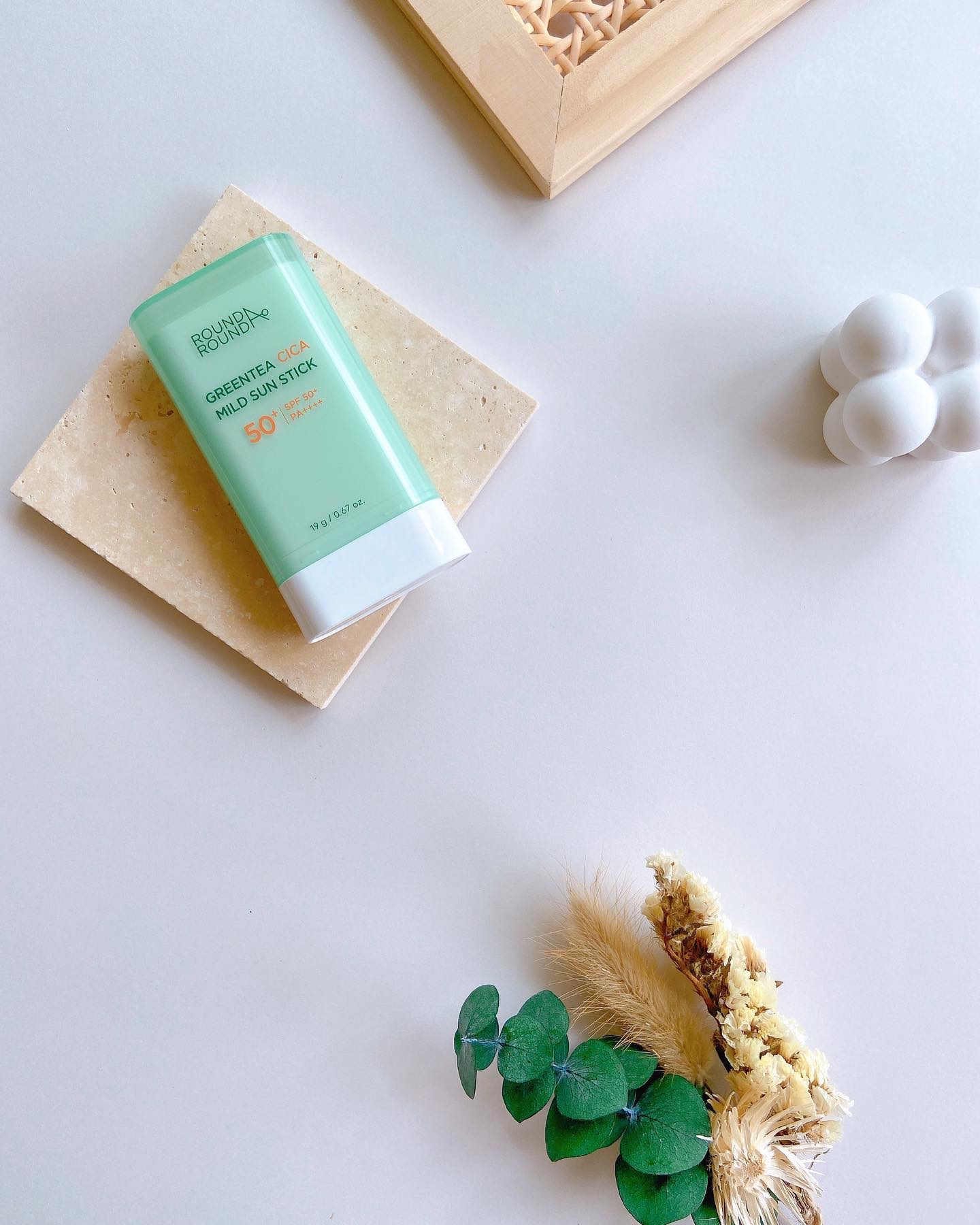 グリーンティー CICA マイルド サンスティック/ラウンドアラウンド/日焼け止めスティックを使ったクチコミ（1枚目）