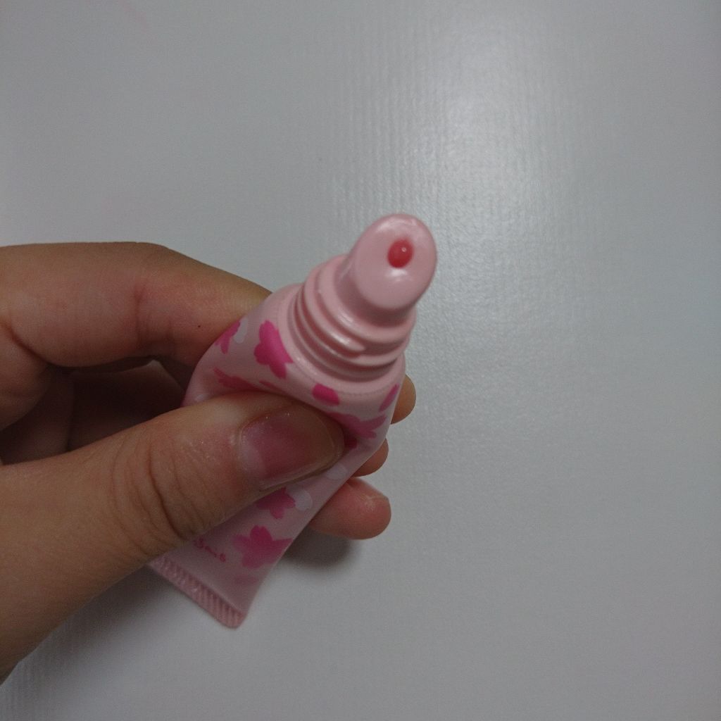 リップエッセンスa(カラー)/ettusais/リップケアを使ったクチコミ(2枚目)