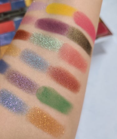 Prismic Eyeshadow Palette 18 Colours/BYREDO/アイシャドウパレットを使ったクチコミ（5枚目）