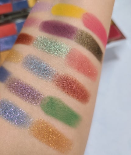 Prismic Eyeshadow Palette 18 Colours/BYREDO/アイシャドウパレットを使ったクチコミ(5枚目)