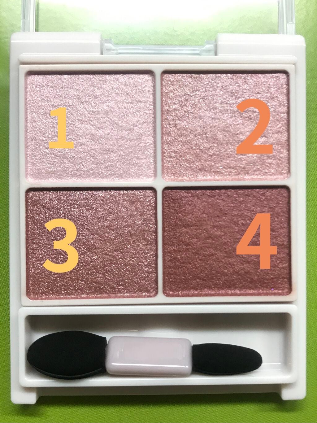 シルキースフレアイズ/キャンメイク/アイシャドウパレットを使ったクチコミ(2枚目)