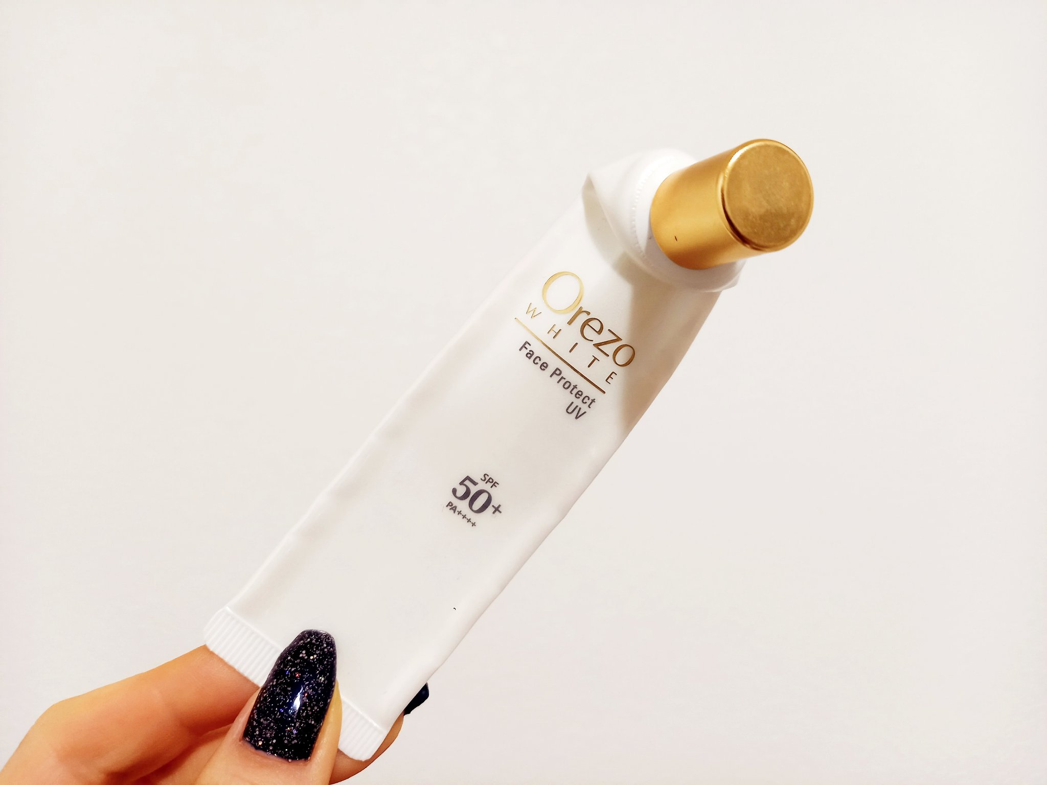 オレゾ オレゾホワイト フェイスプロテクトUVのクチコミ「〖オレゾホワイト フェイスプロテクトUV〗

使い切りです。
今まで使ってきた日焼け止めの中で.....」（1枚目）