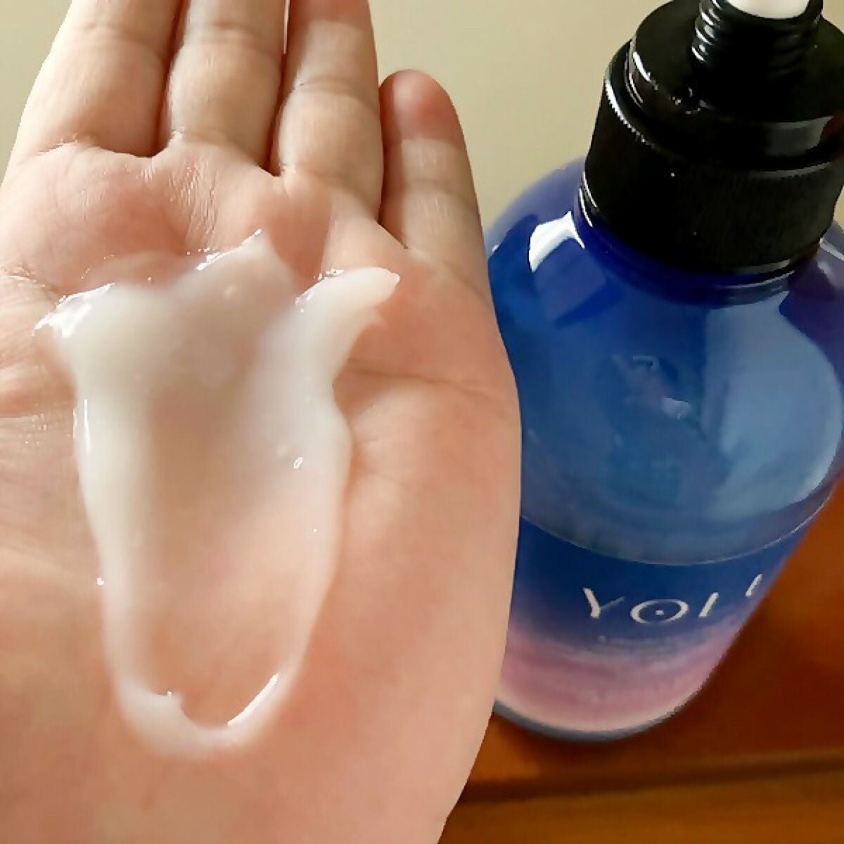 カームナイトリペアシャンプー/トリートメント/YOLU/市販シャンプーを使ったクチコミ(7枚目)